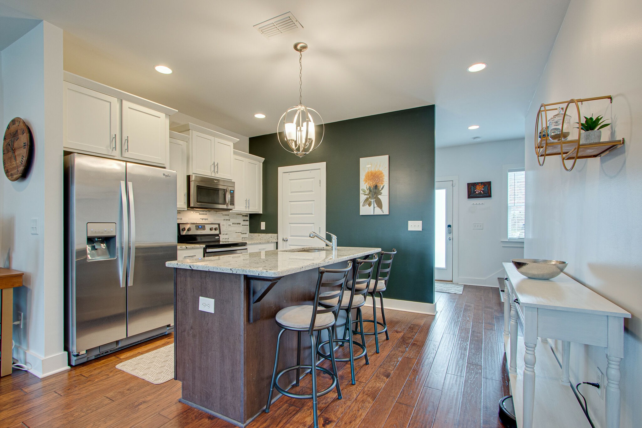 706 Cottage Park Dr