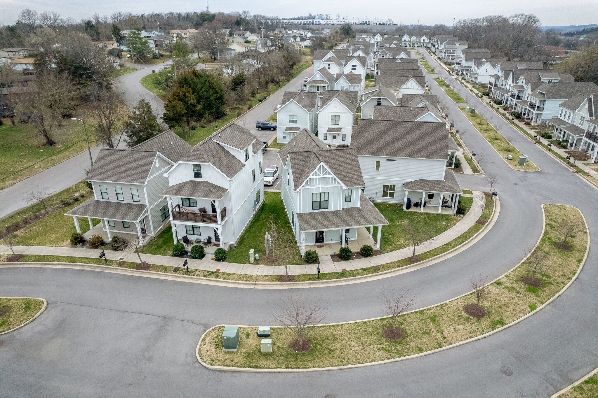 706 Cottage Park Dr