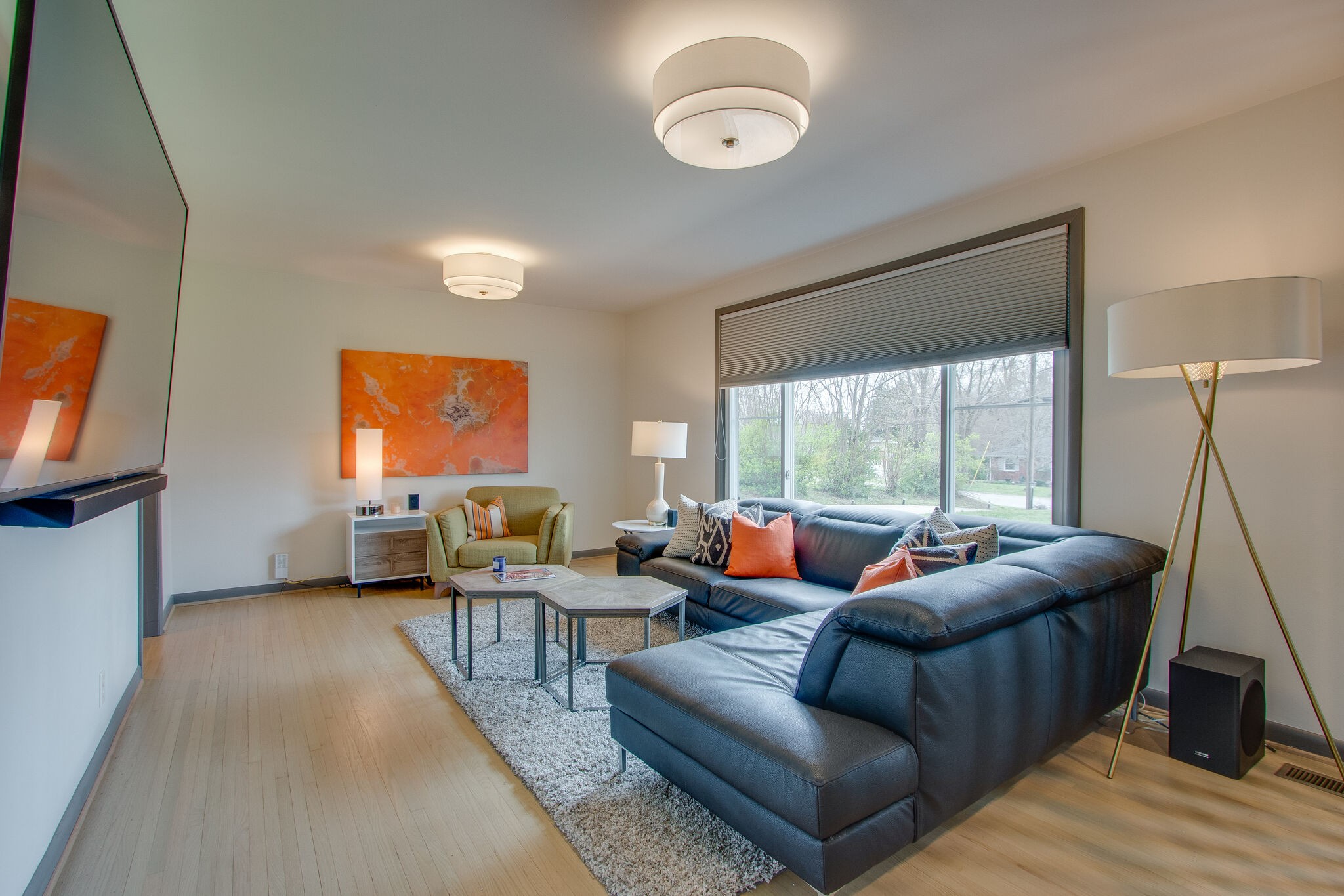 723 Robert Burns Dr