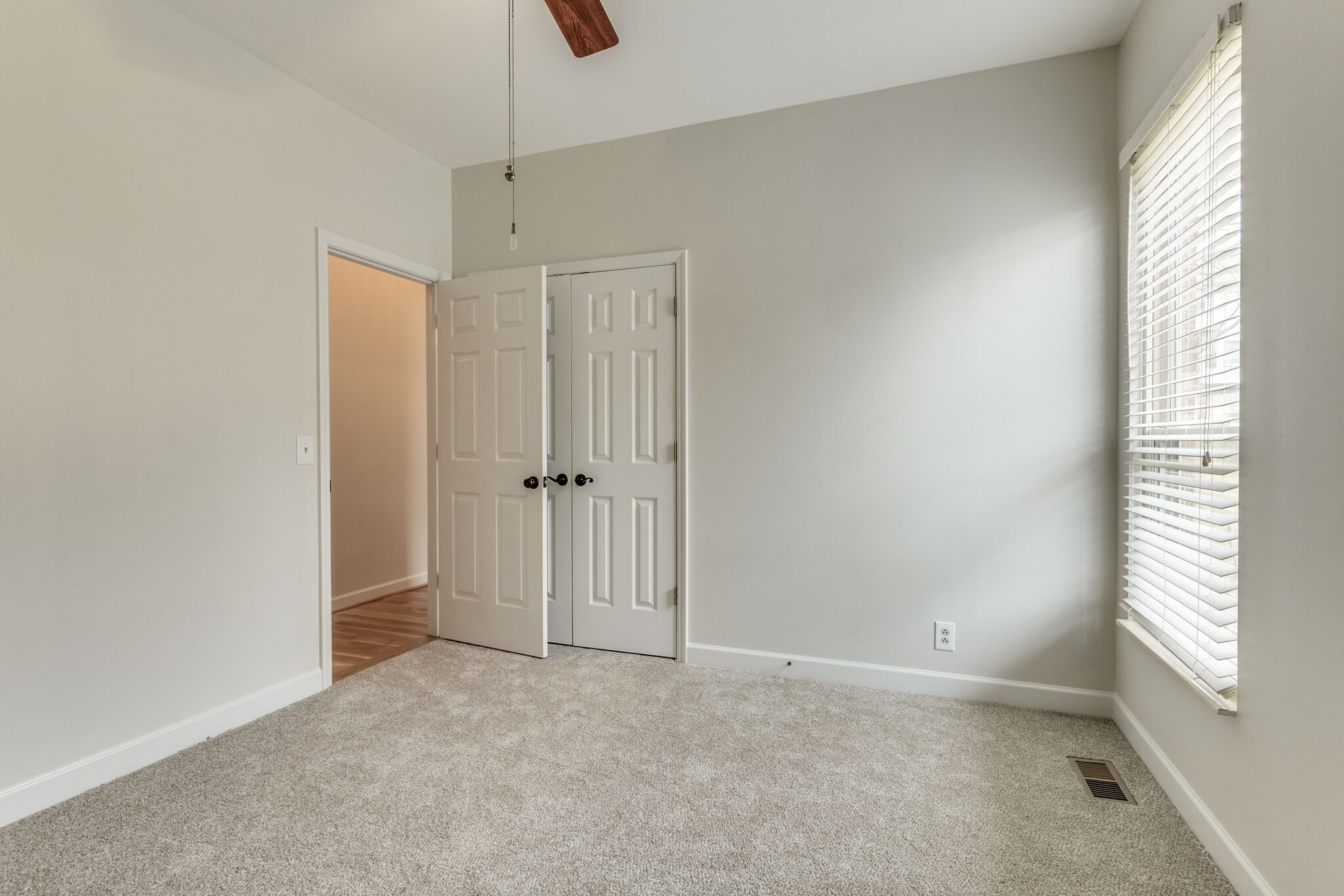 728 Caldwell Dr