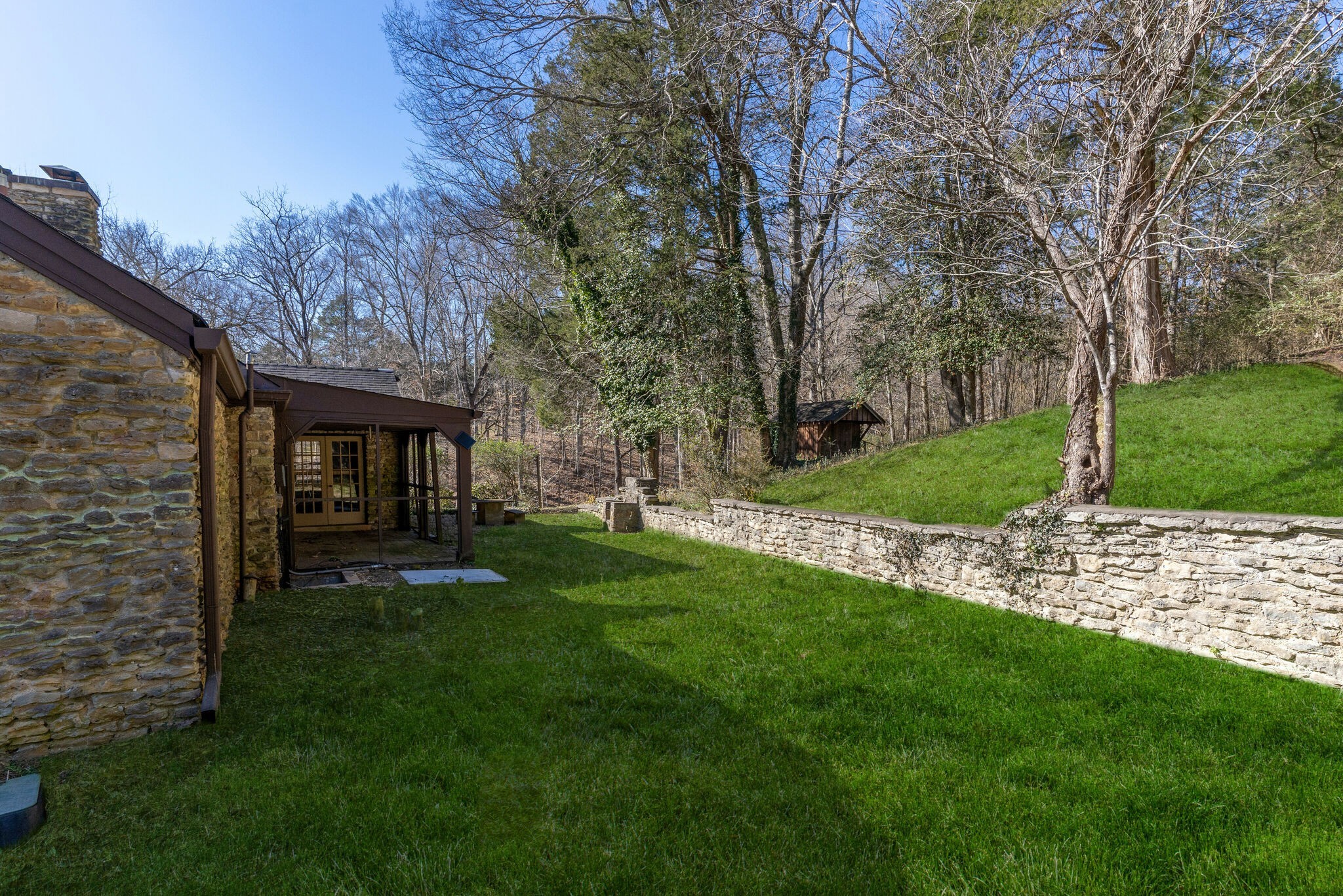 8124 Charlotte Pike