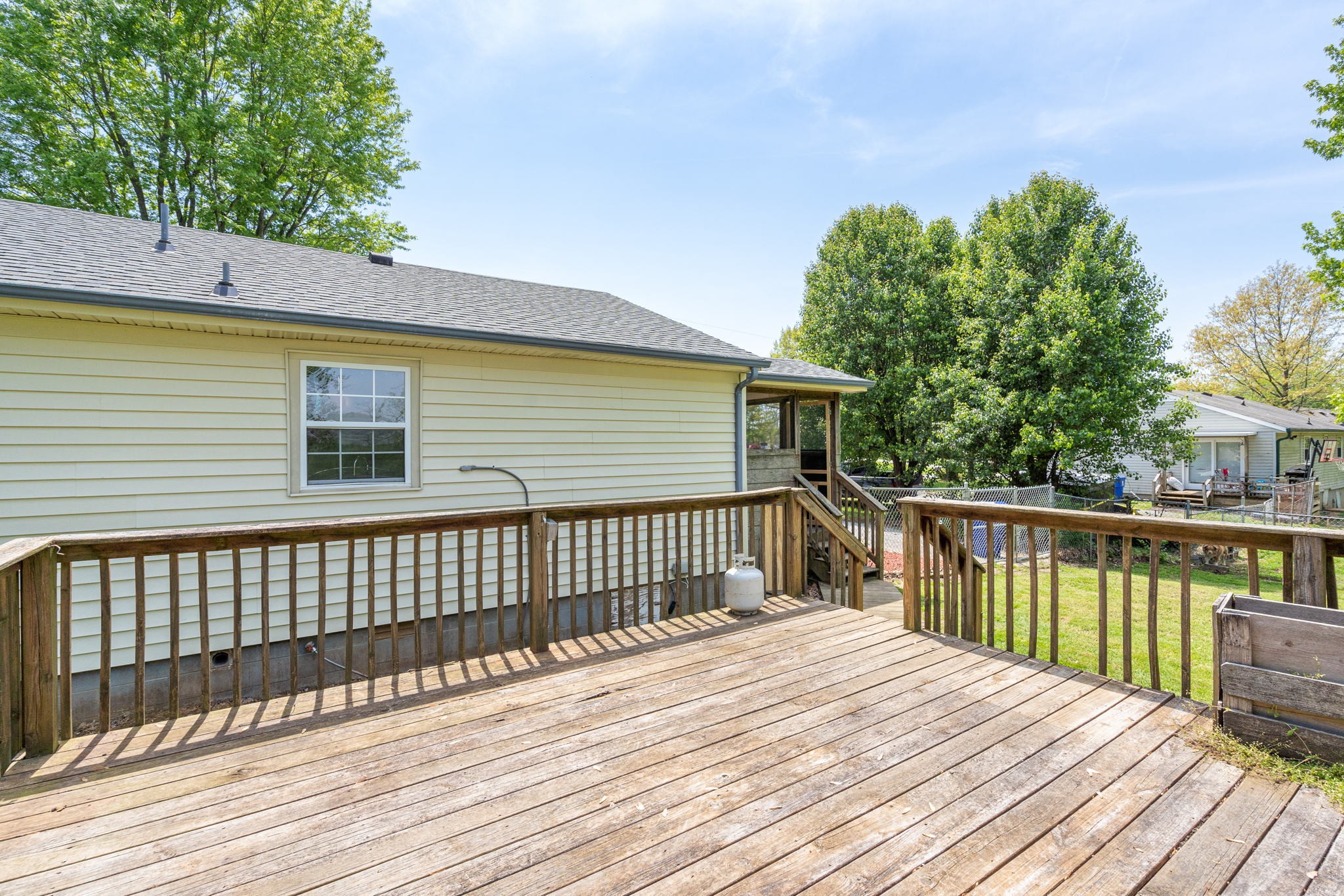 704 Stoval Dr