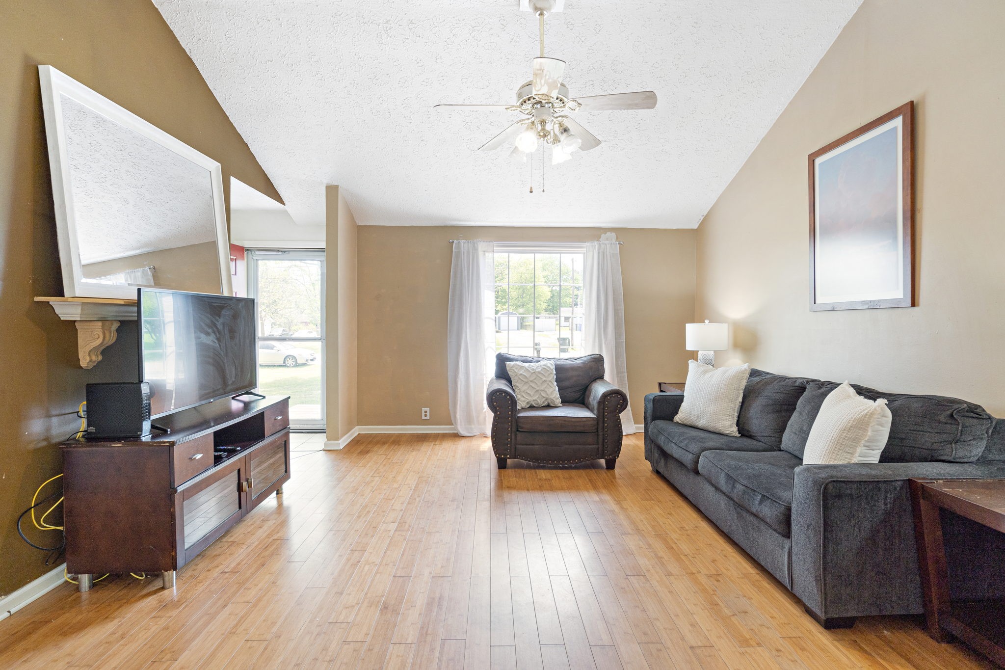 704 Stoval Dr