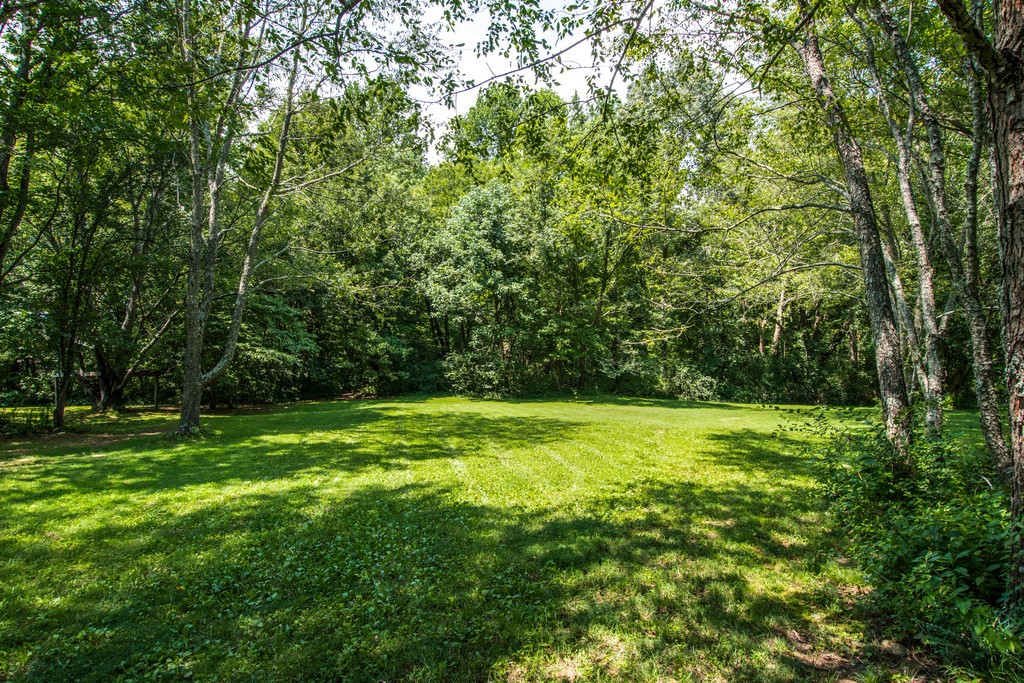 5144 Creasy Dr
