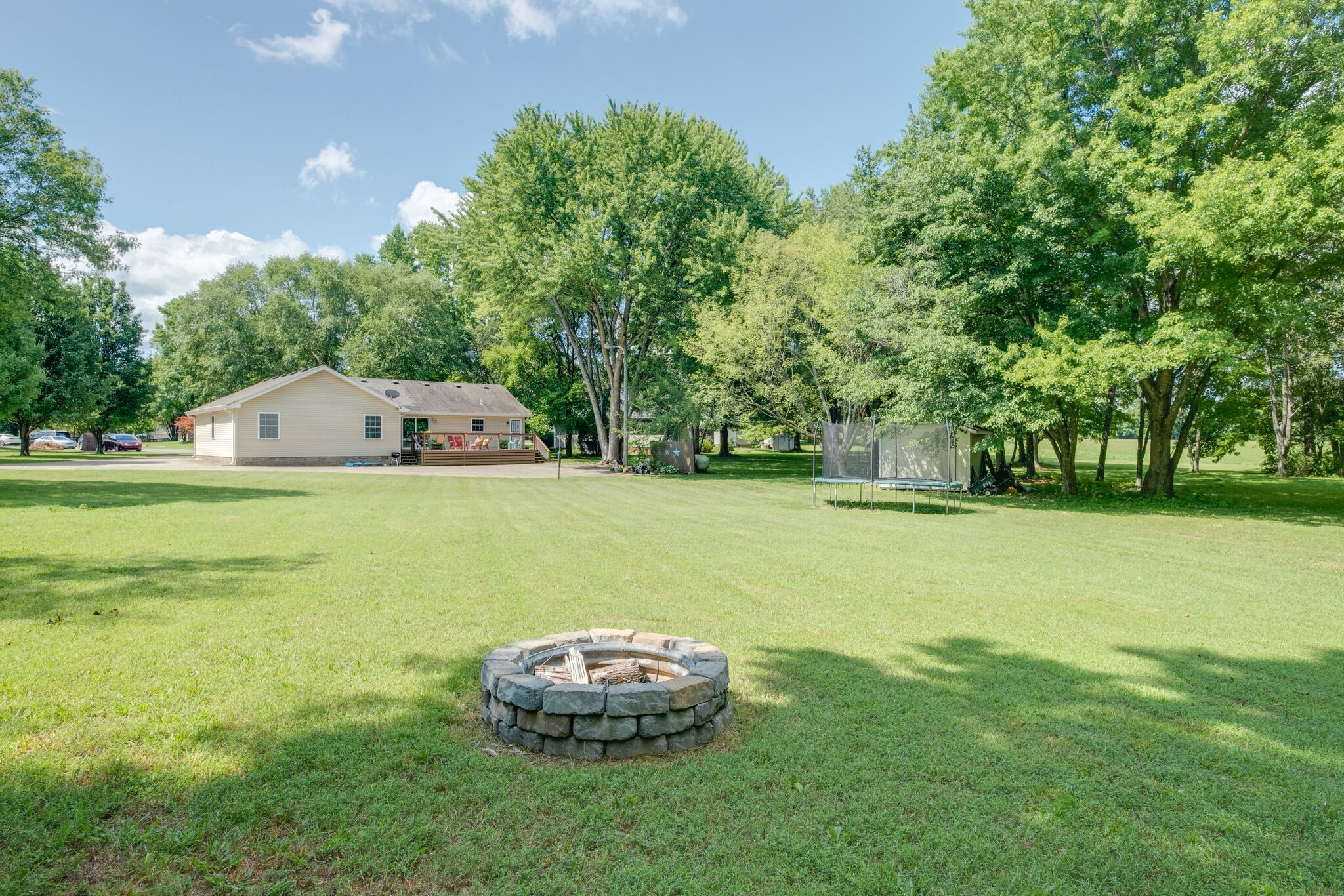 5144 Creasy Dr