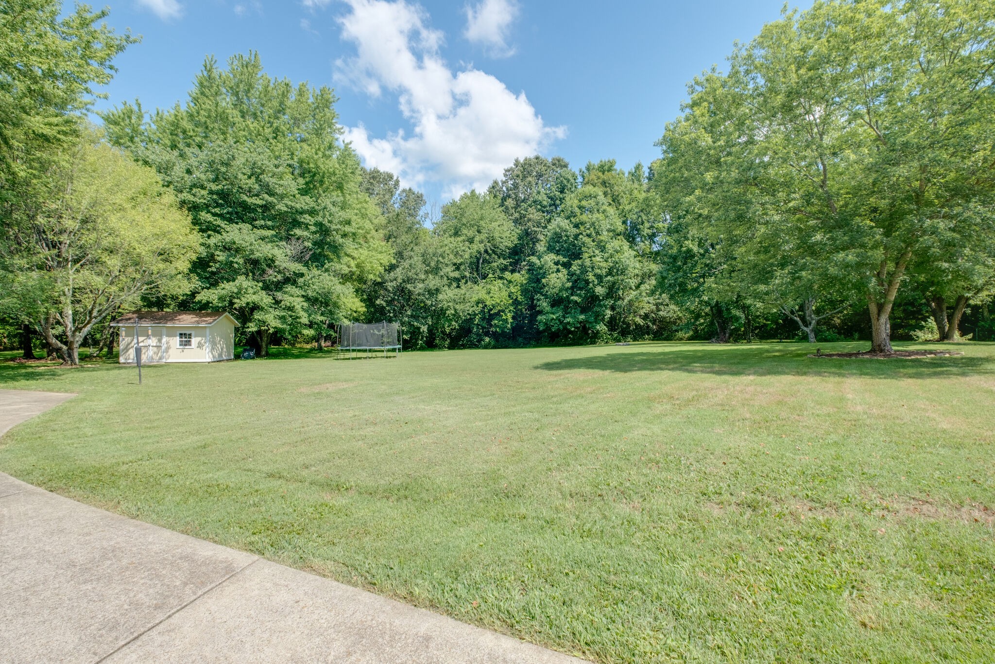 5144 Creasy Dr