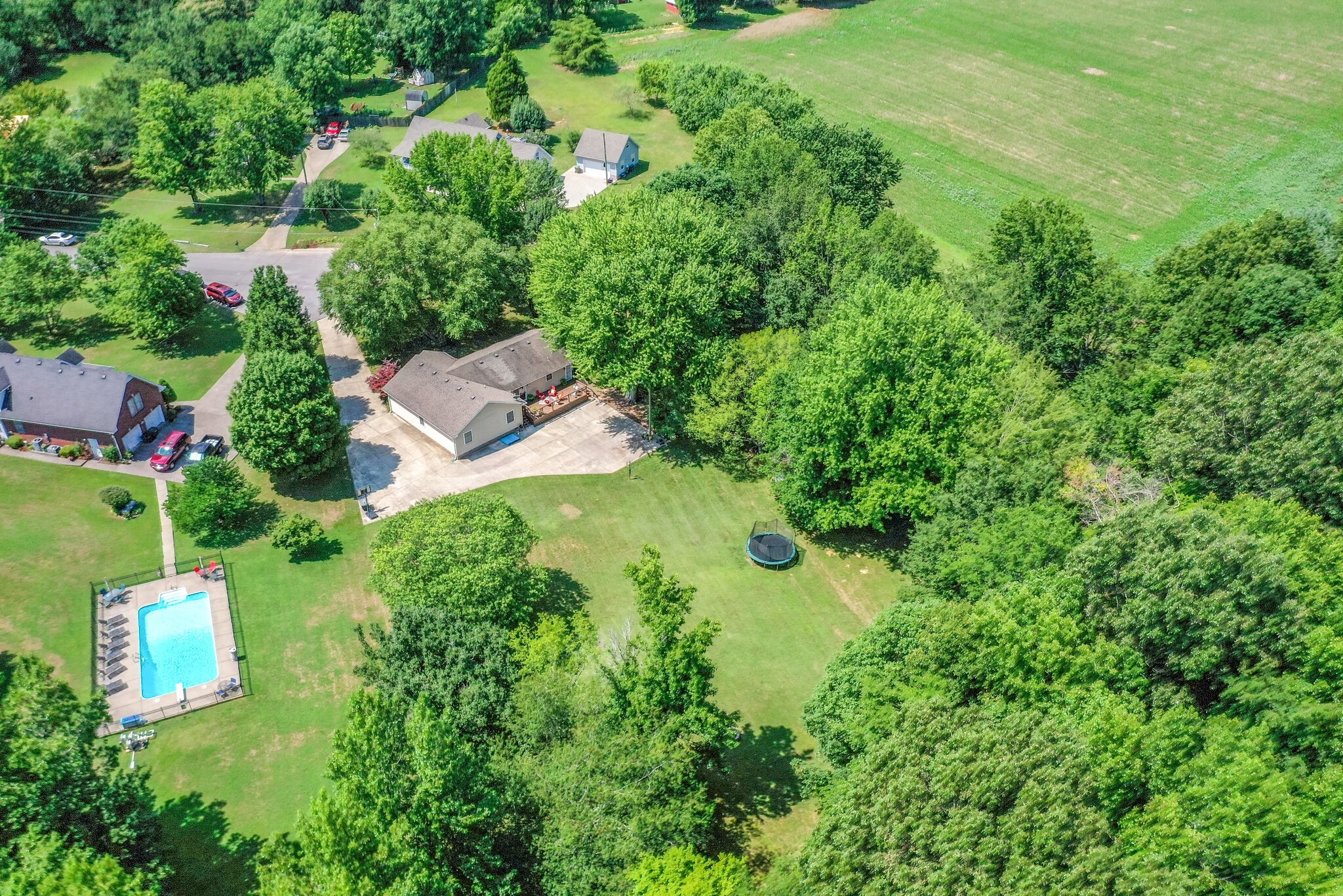 5144 Creasy Dr