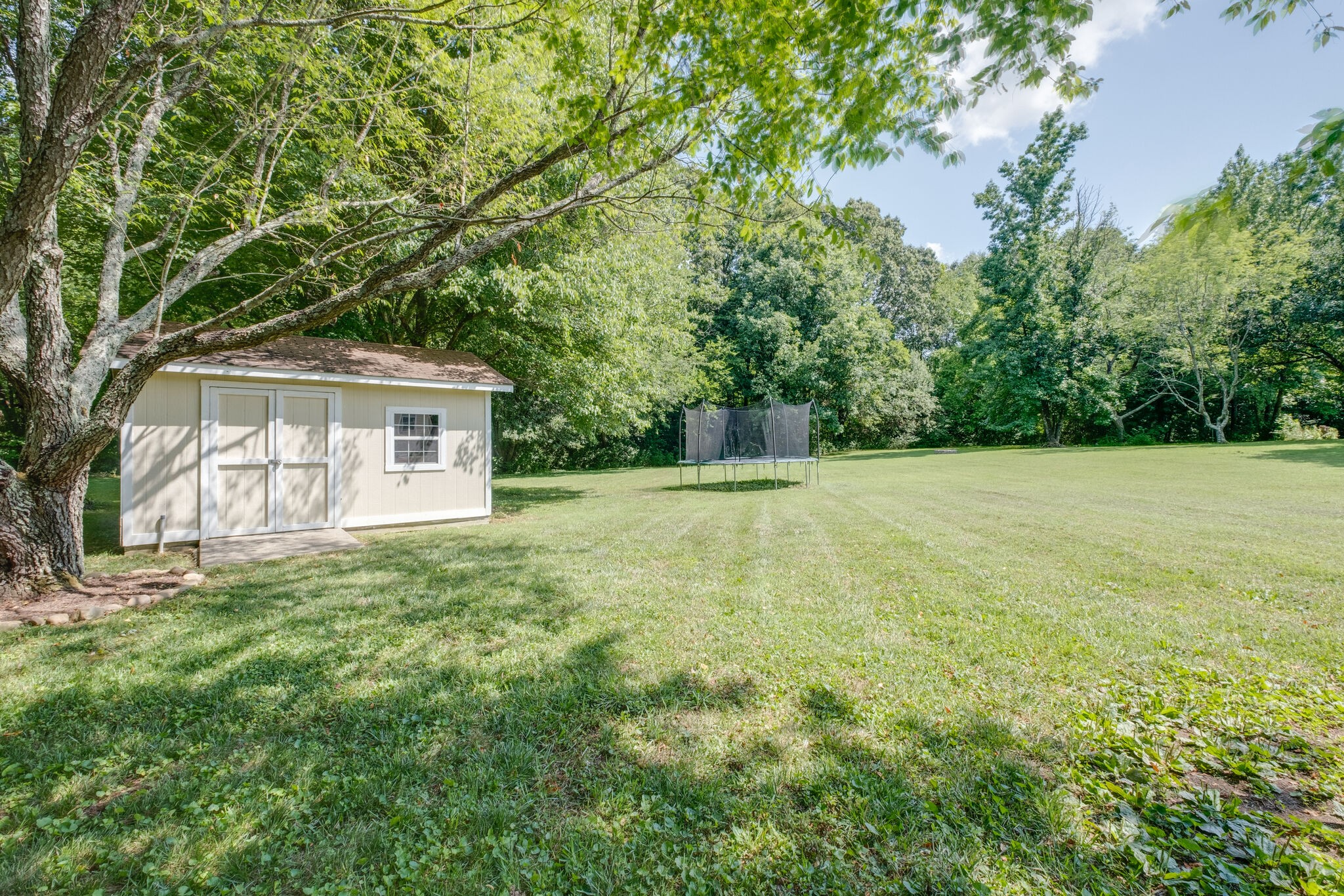 5144 Creasy Dr