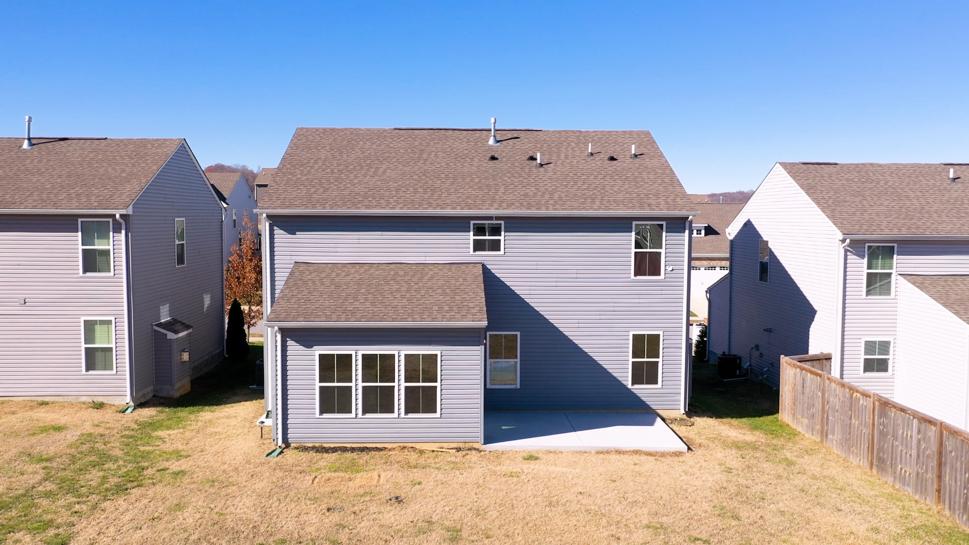 1845 Amesbury Ln