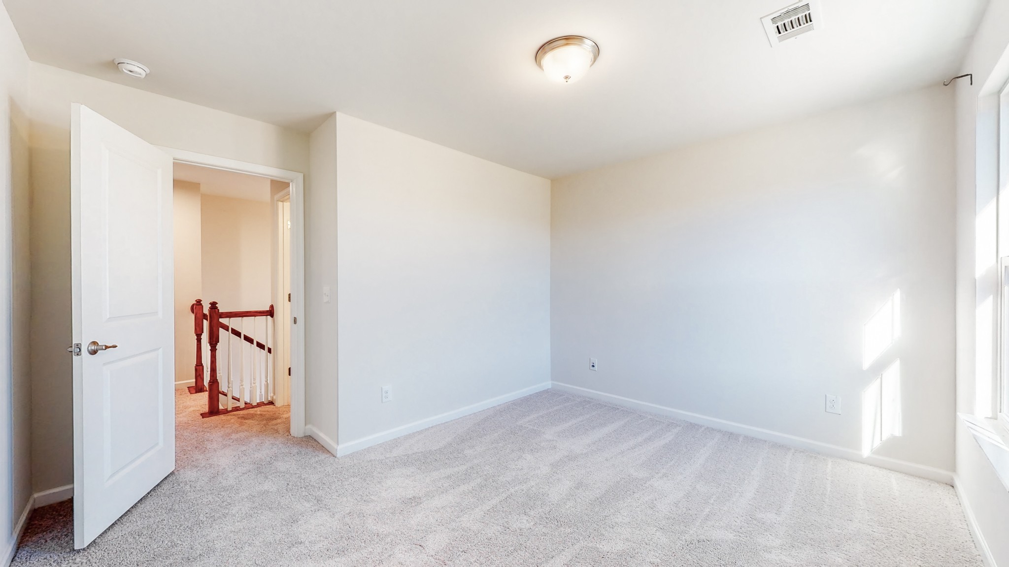 1845 Amesbury Ln