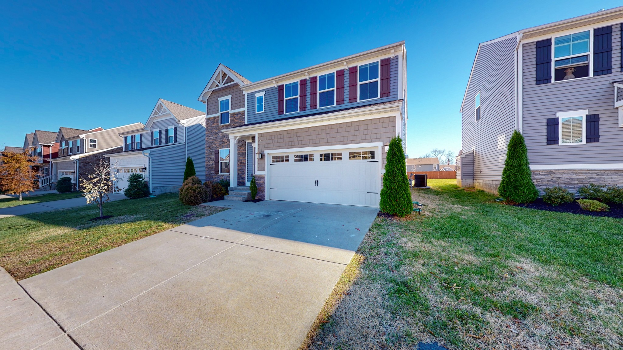 1845 Amesbury Ln