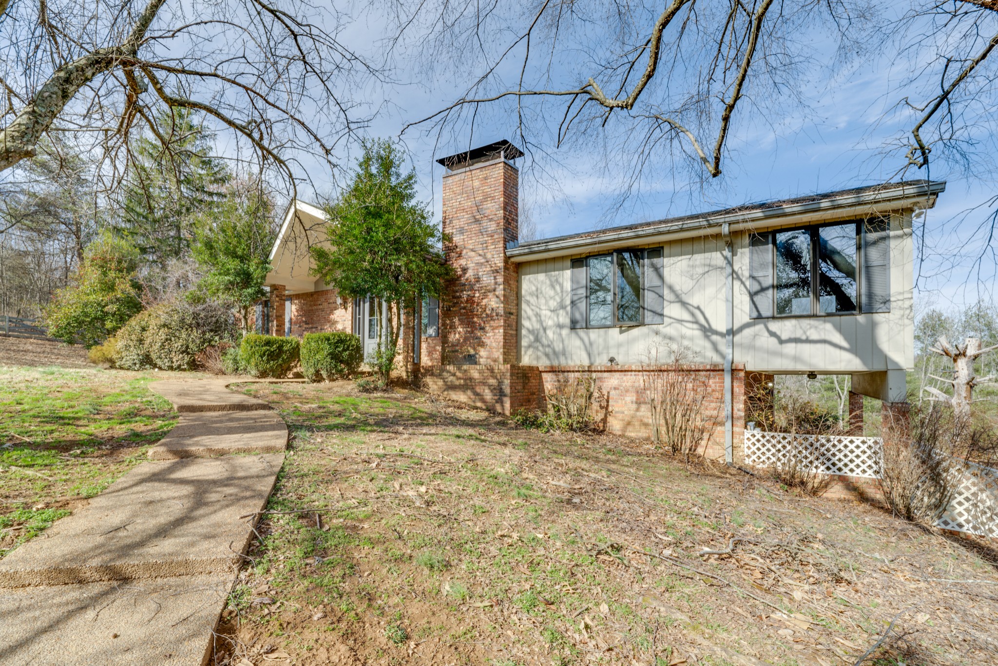 314 Hunters Ln