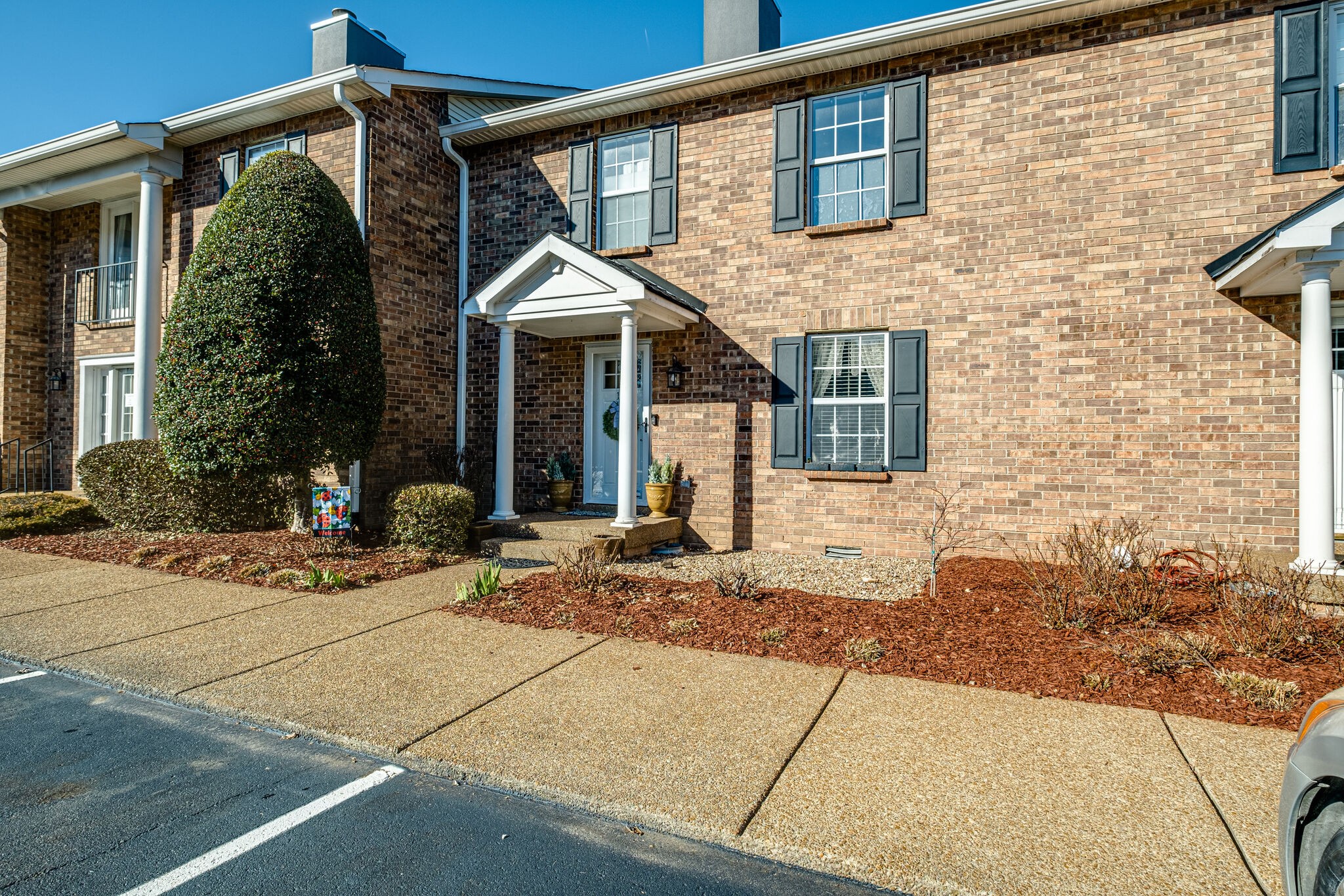 115 Cottage Pl Unit: 15