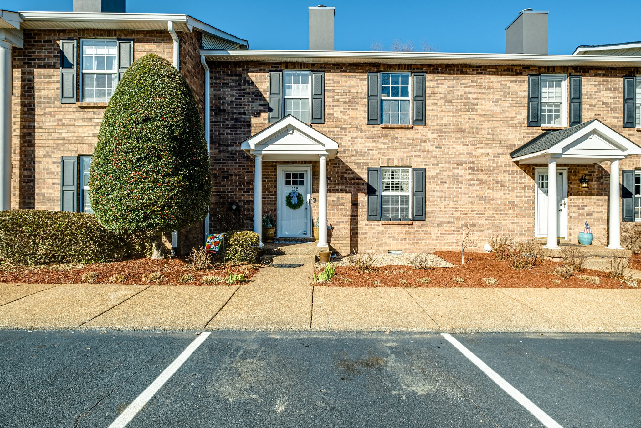115 Cottage Pl Unit: 15