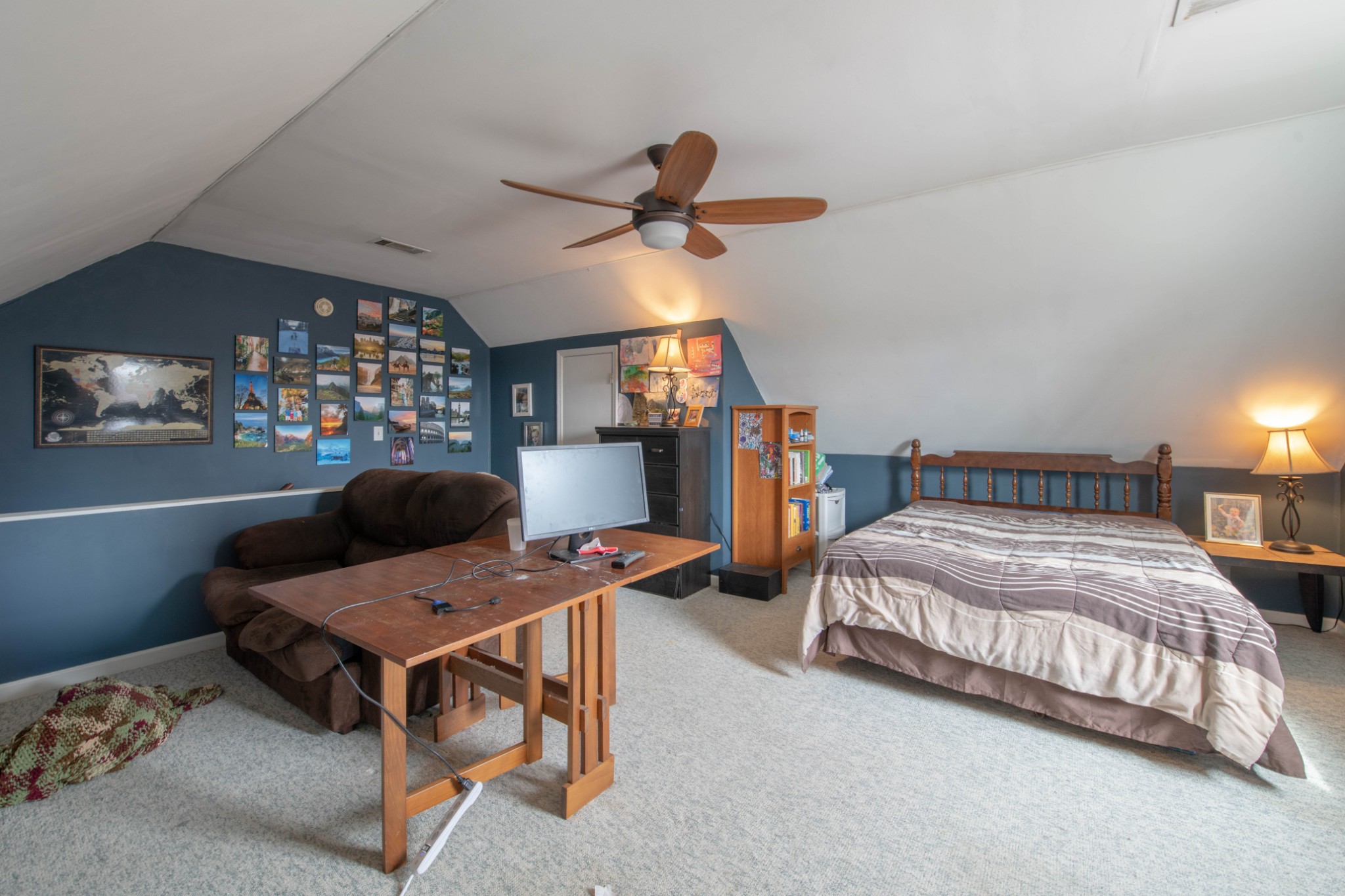 304 Roslyn Ct