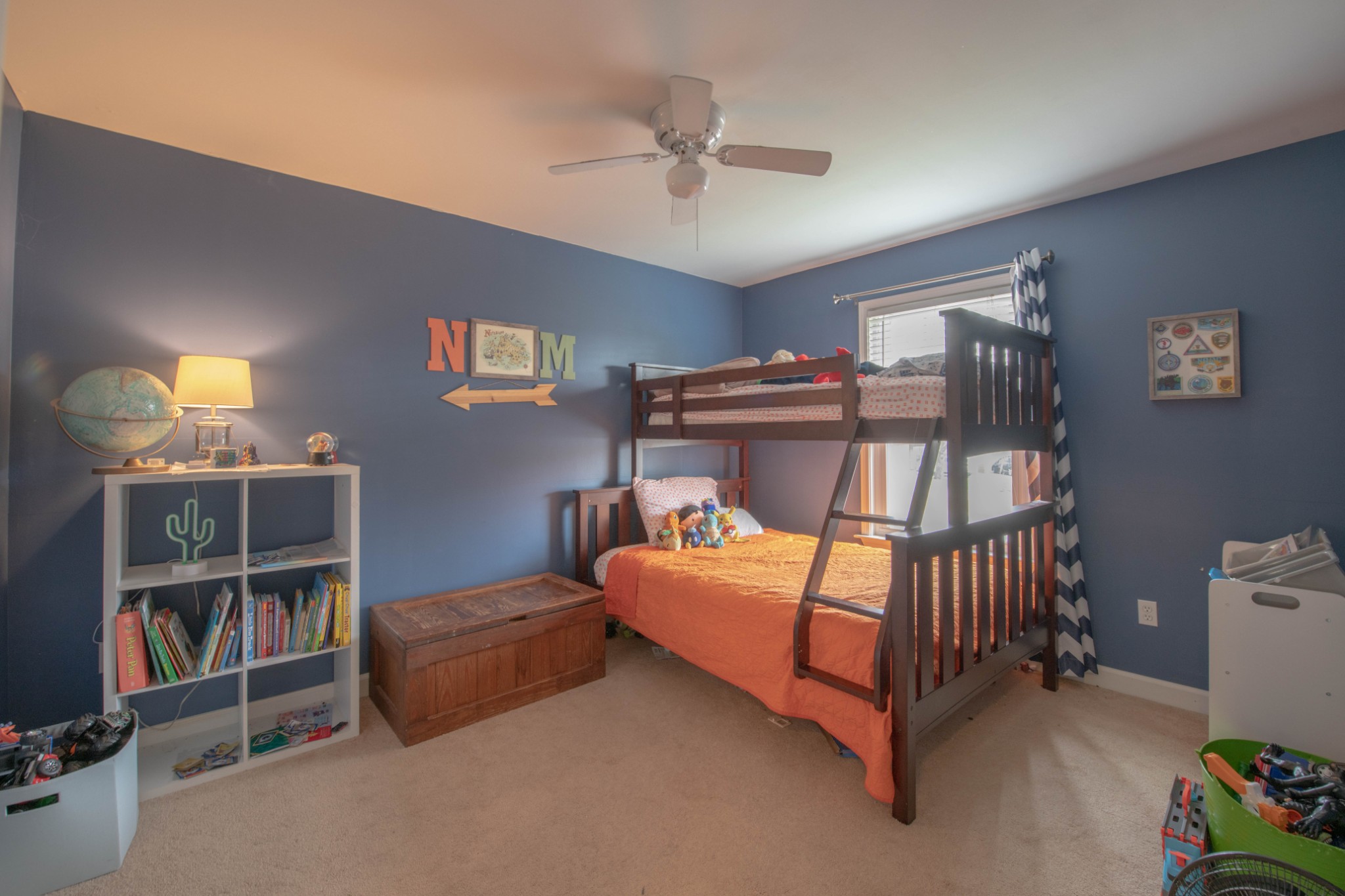 304 Roslyn Ct