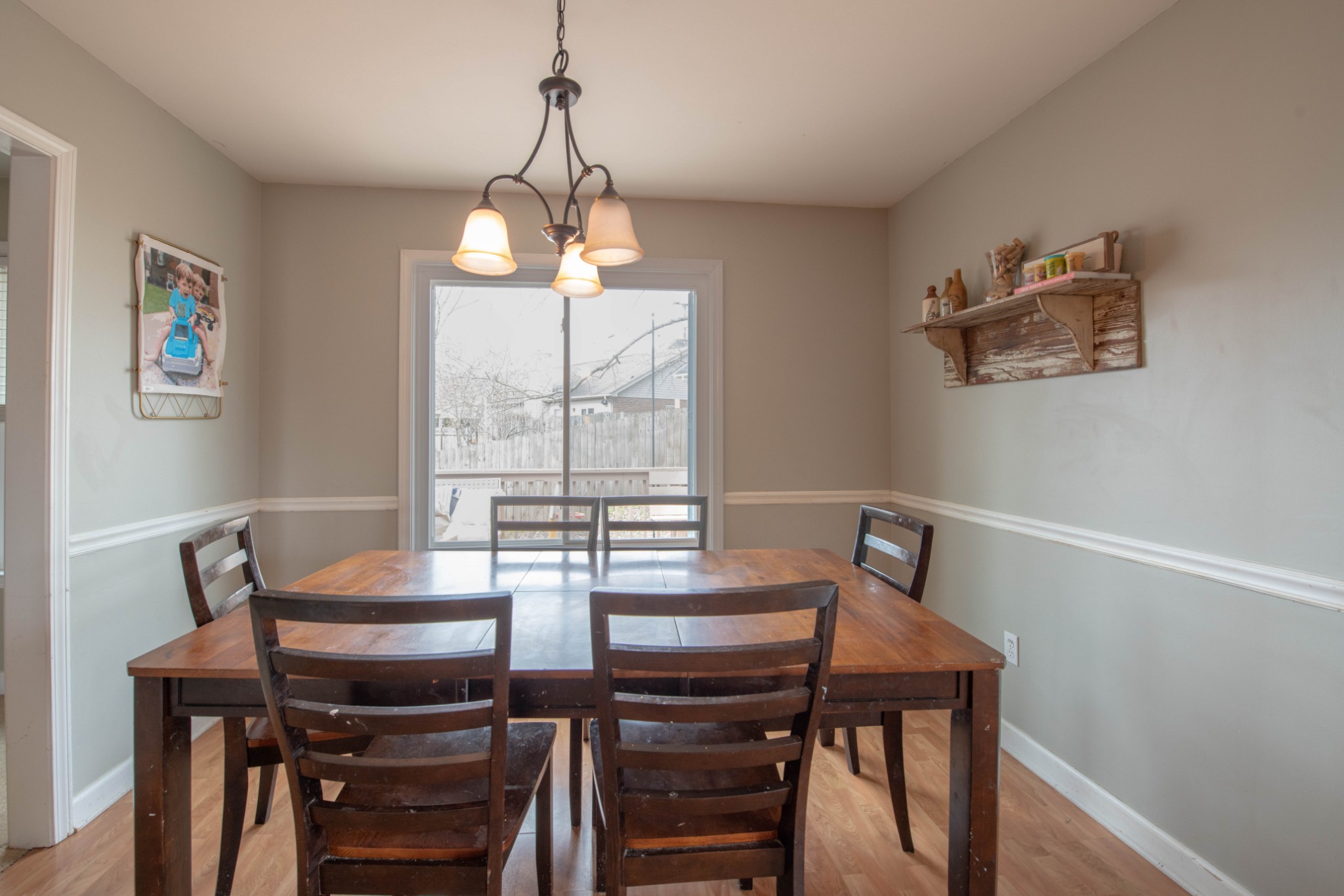 304 Roslyn Ct