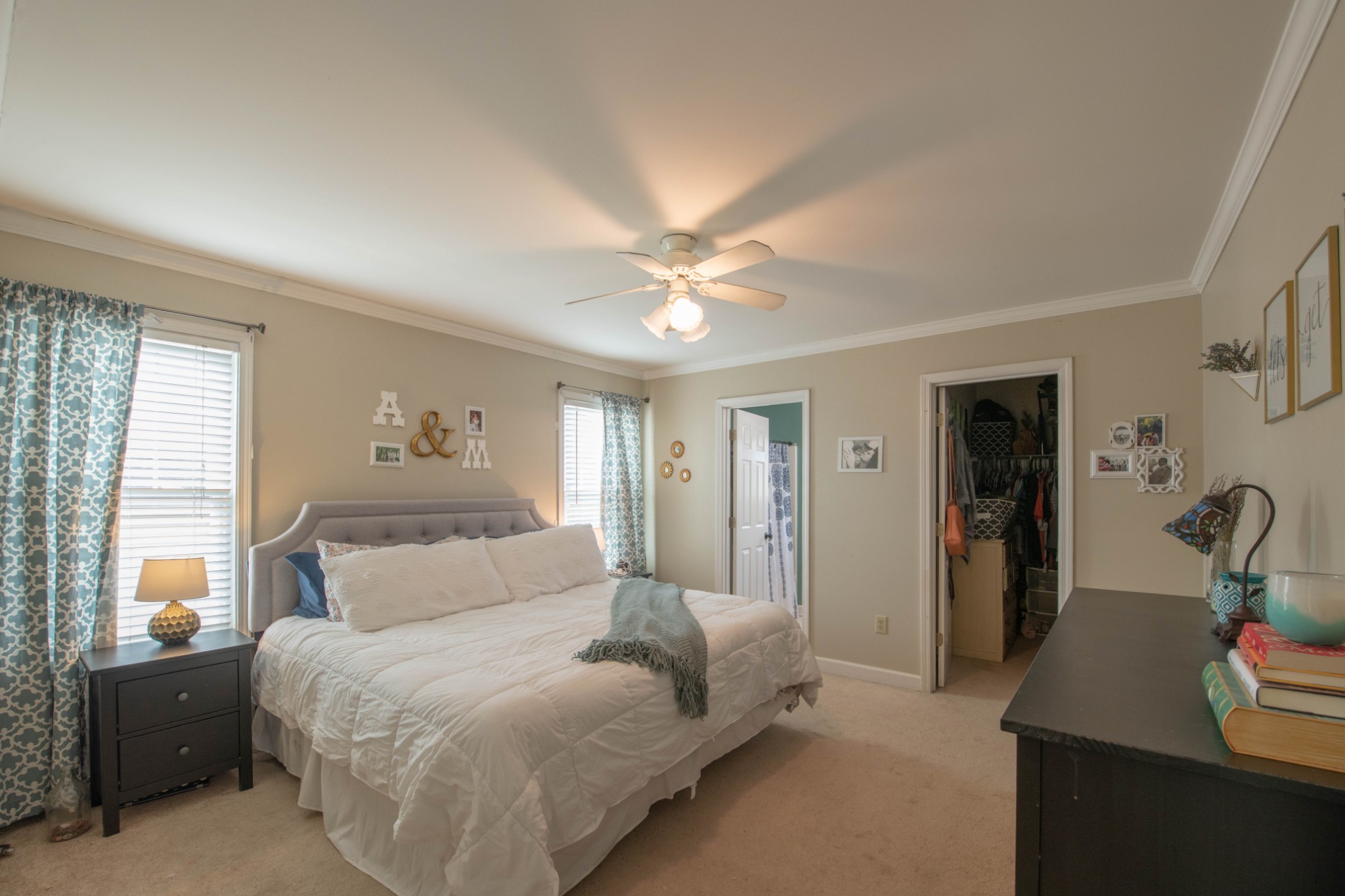 304 Roslyn Ct