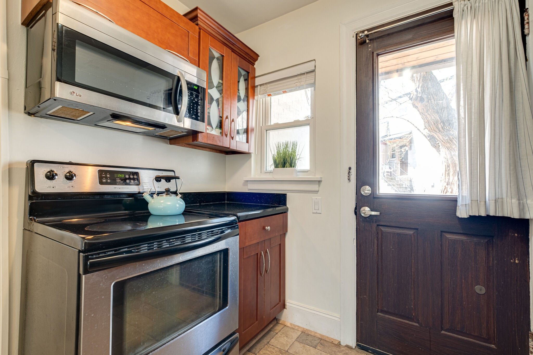 2831 Hillside Dr Unit: H7