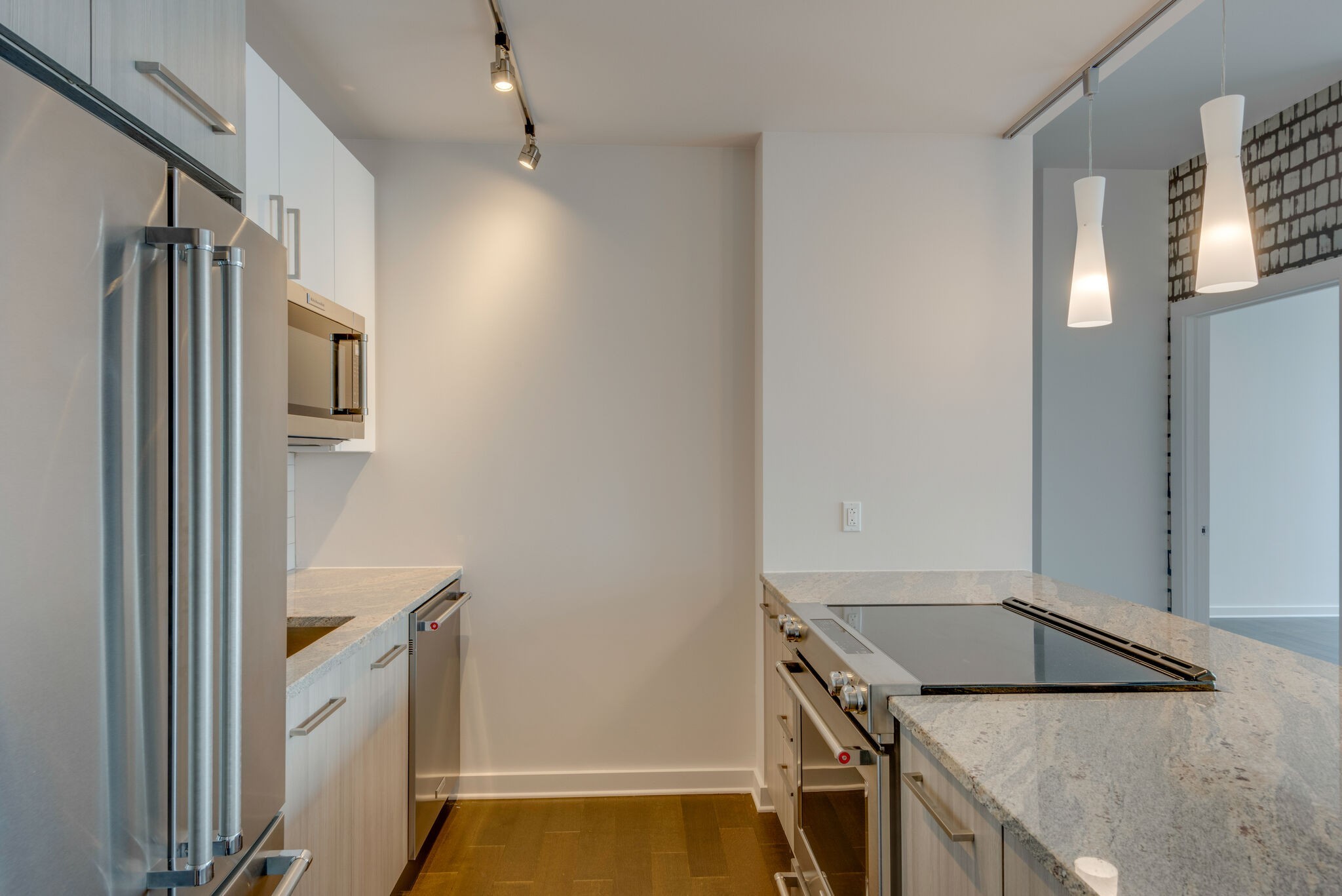 515 Church St Unit: 3208