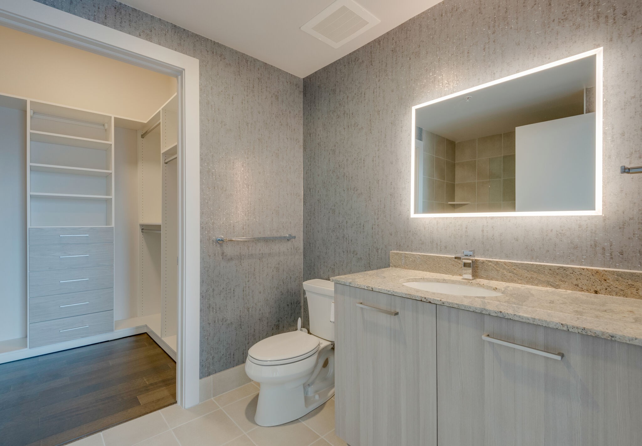 515 Church St Unit: 3208