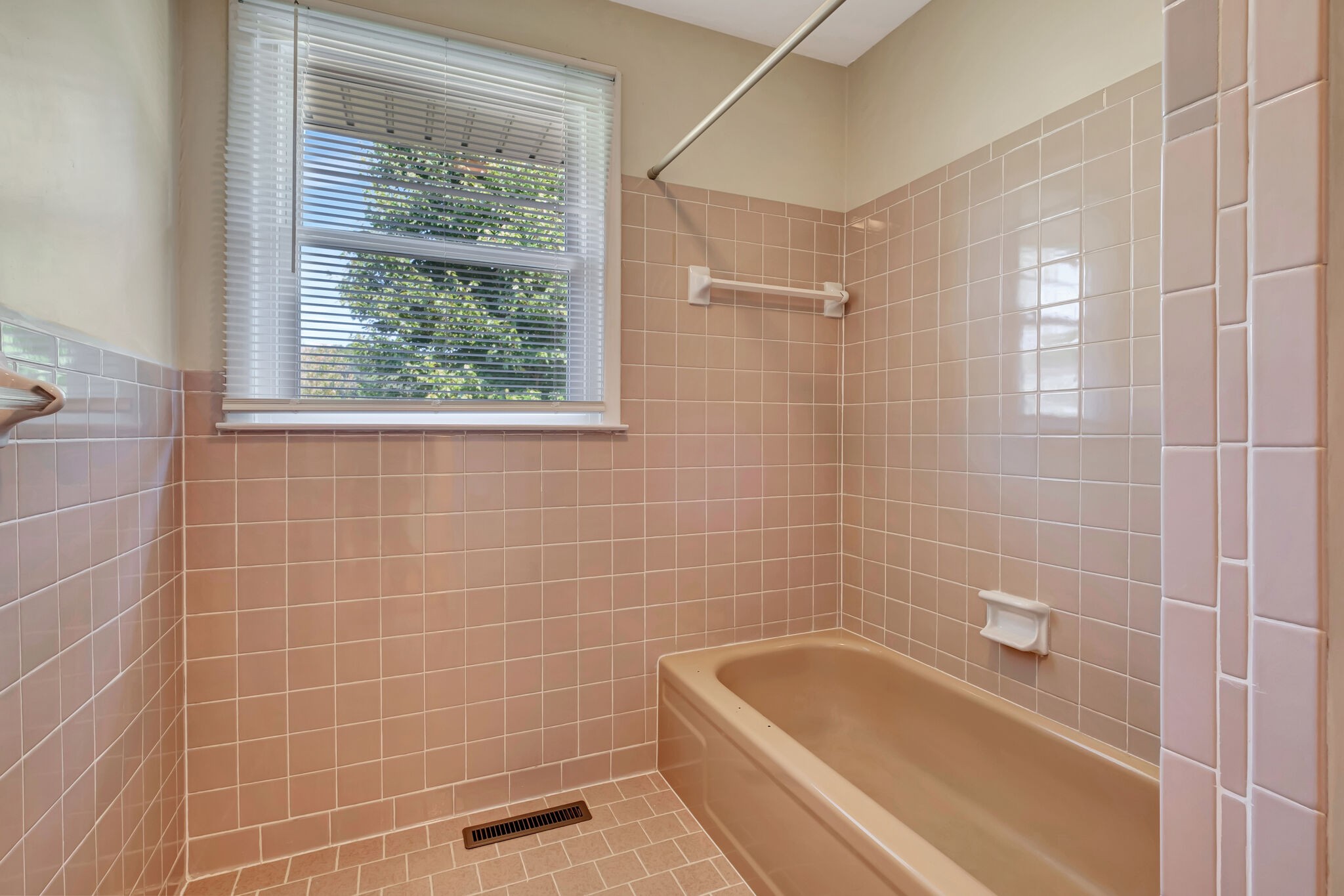 8545 Whites Creek Pike