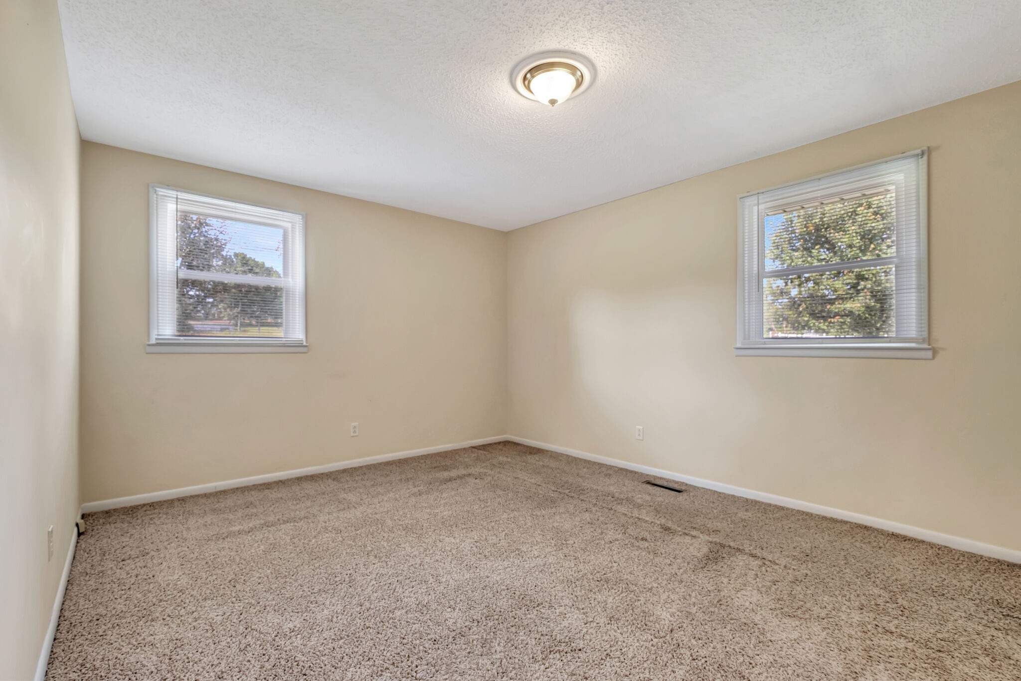8545 Whites Creek Pike
