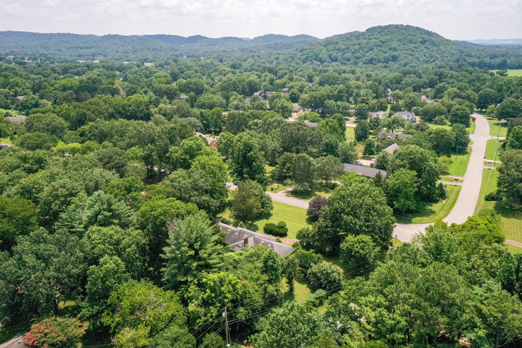 2400 McIntyre Ct