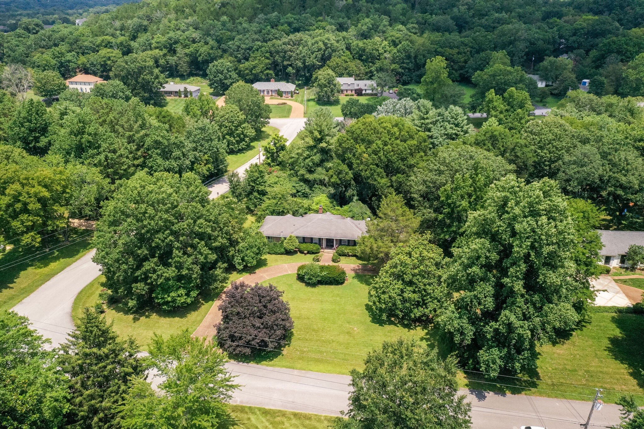 2400 McIntyre Ct
