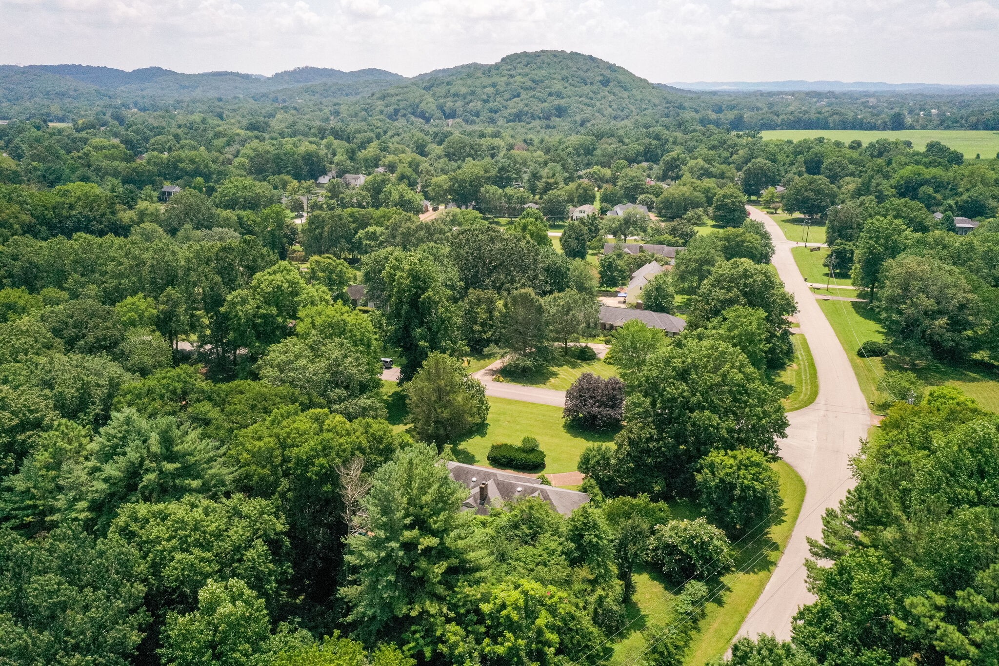 2400 McIntyre Ct