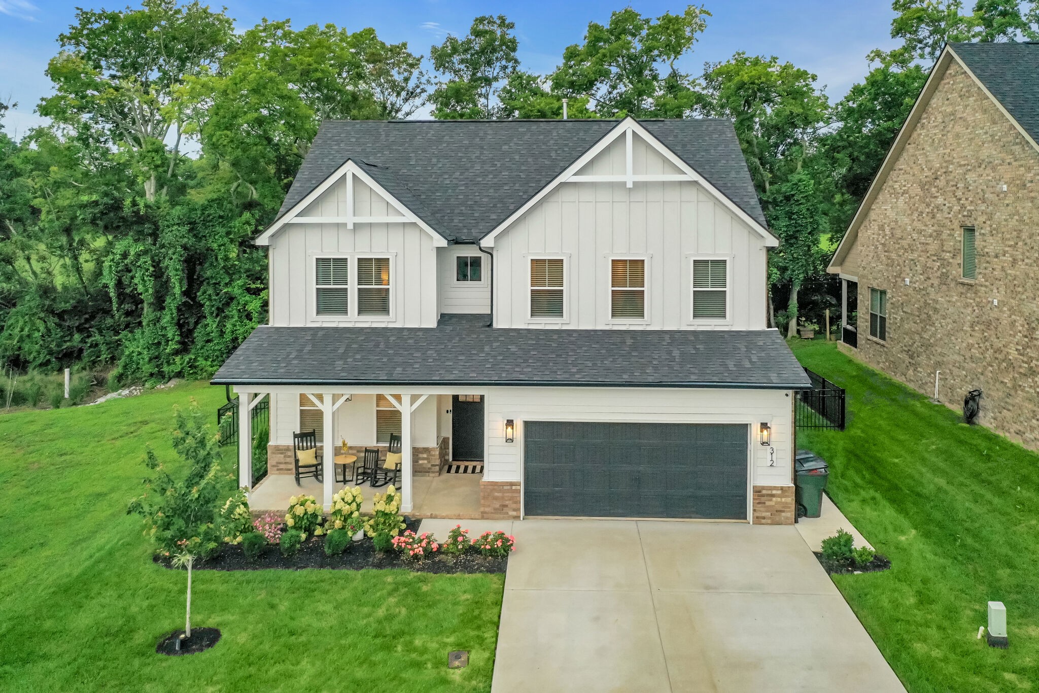 312 Griffin Ln