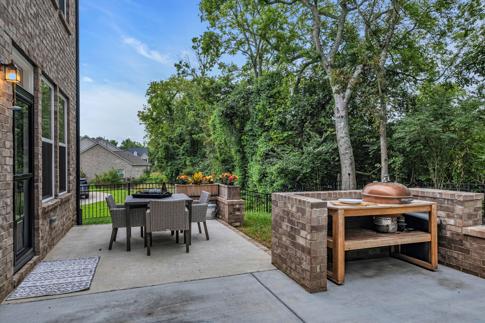 312 Griffin Ln