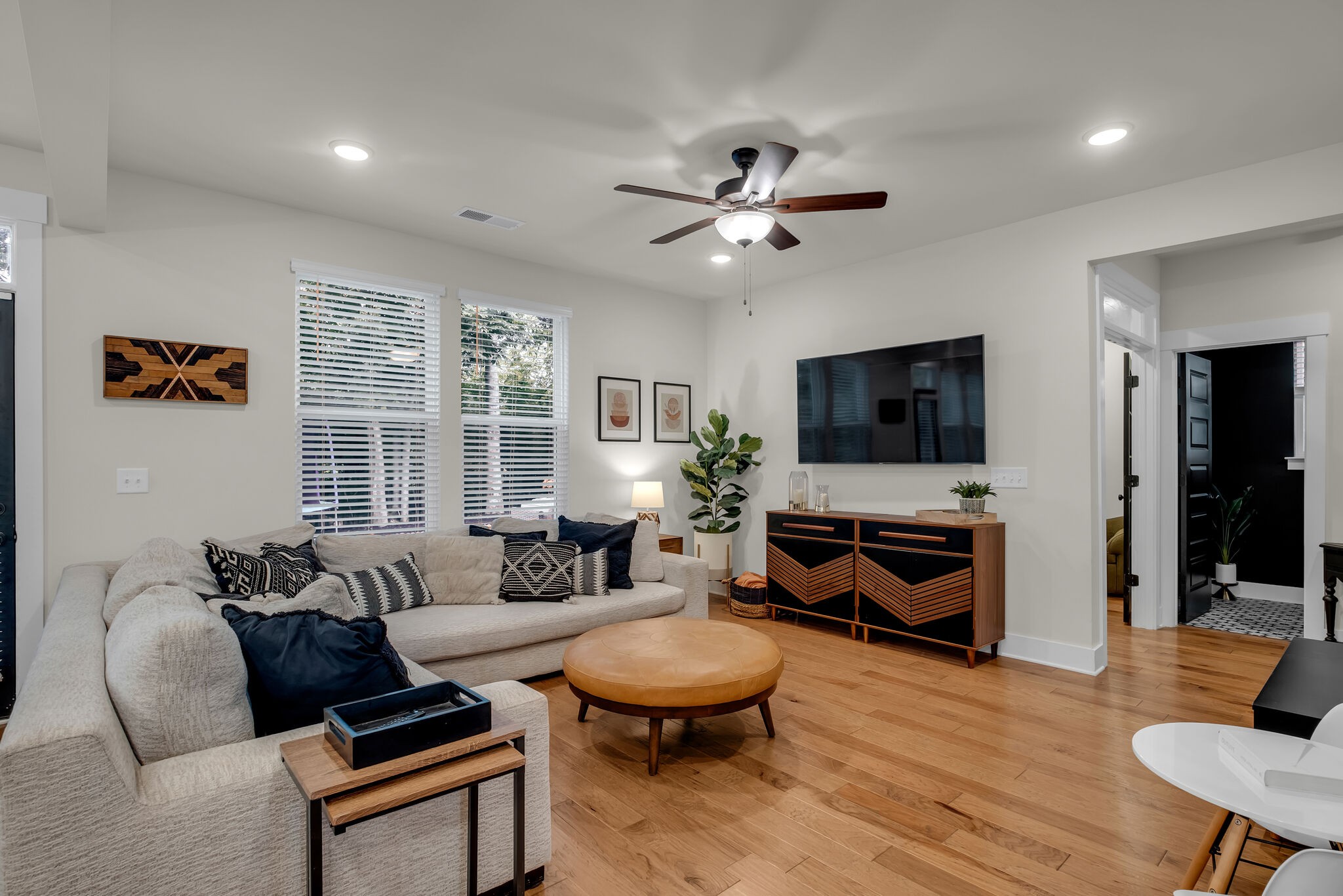312 Griffin Ln