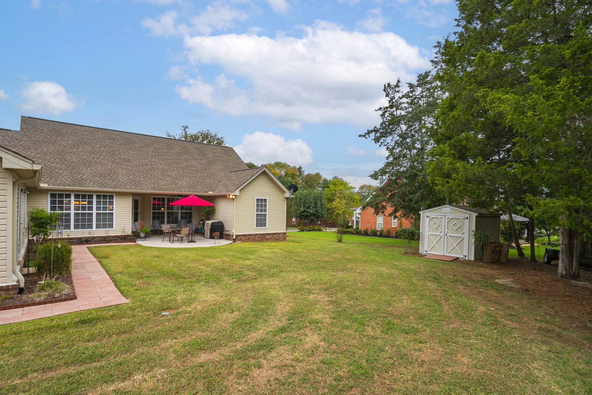 5041 Megan Dr