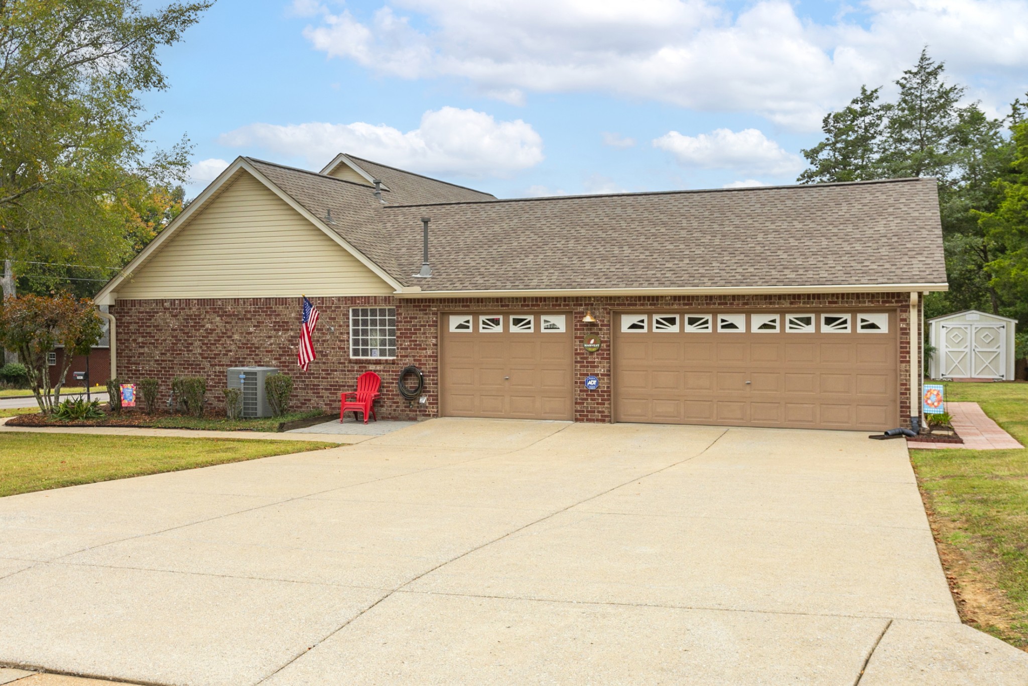 5041 Megan Dr