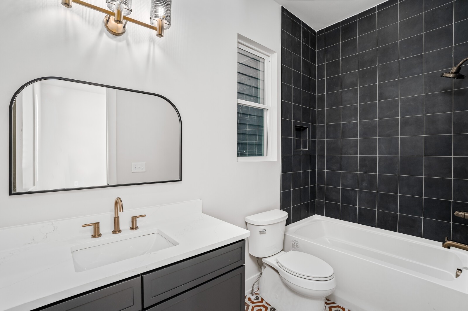 1057 E Trinity Ln Unit: B