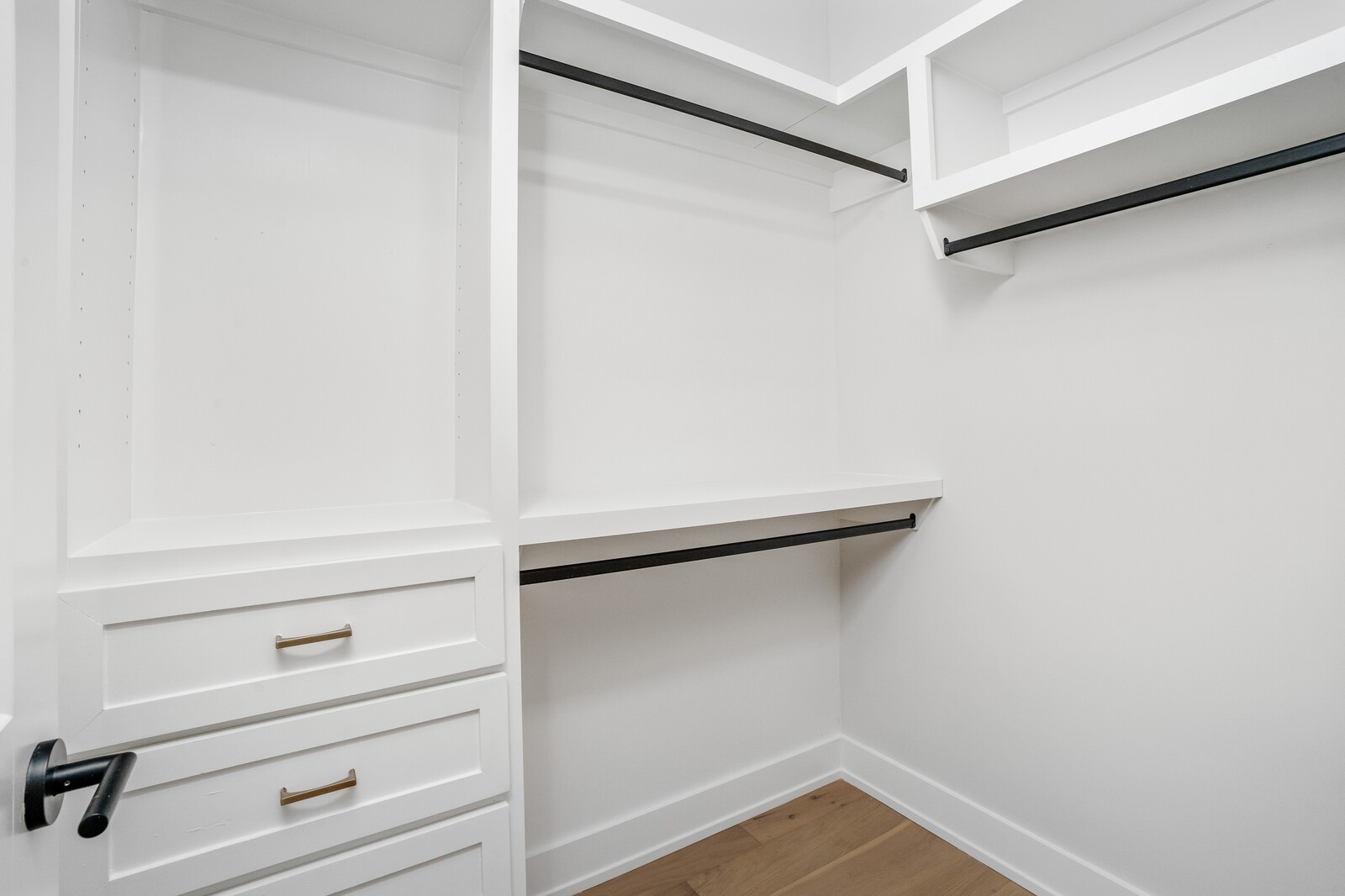 1057 E Trinity Ln Unit: B