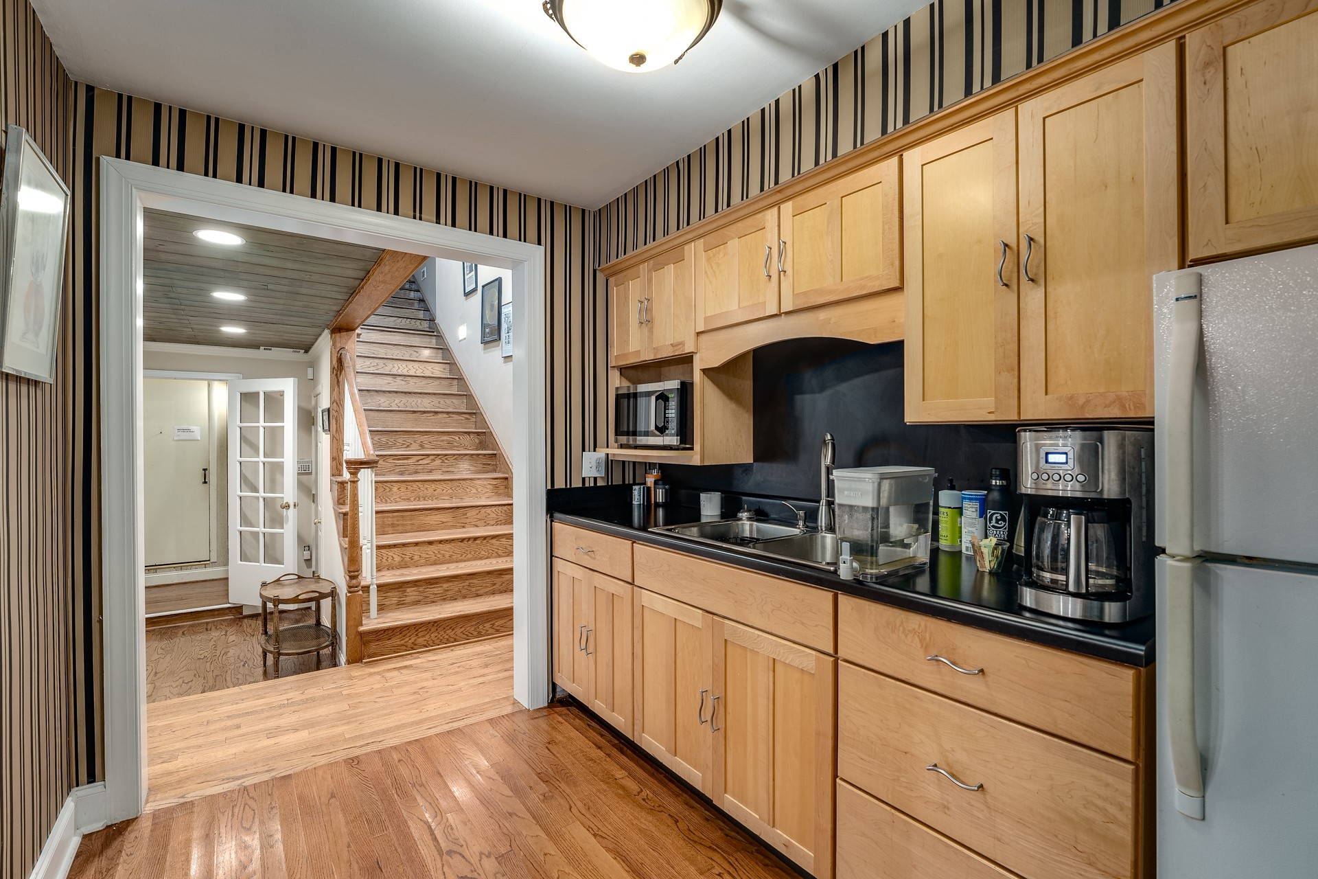 2804 Azalea Pl