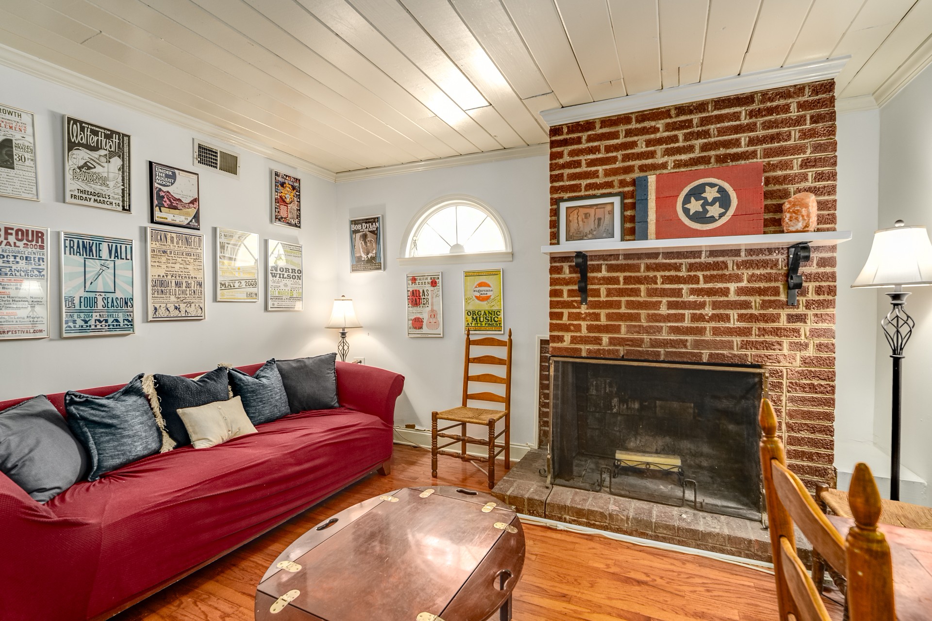 2804 Azalea Pl