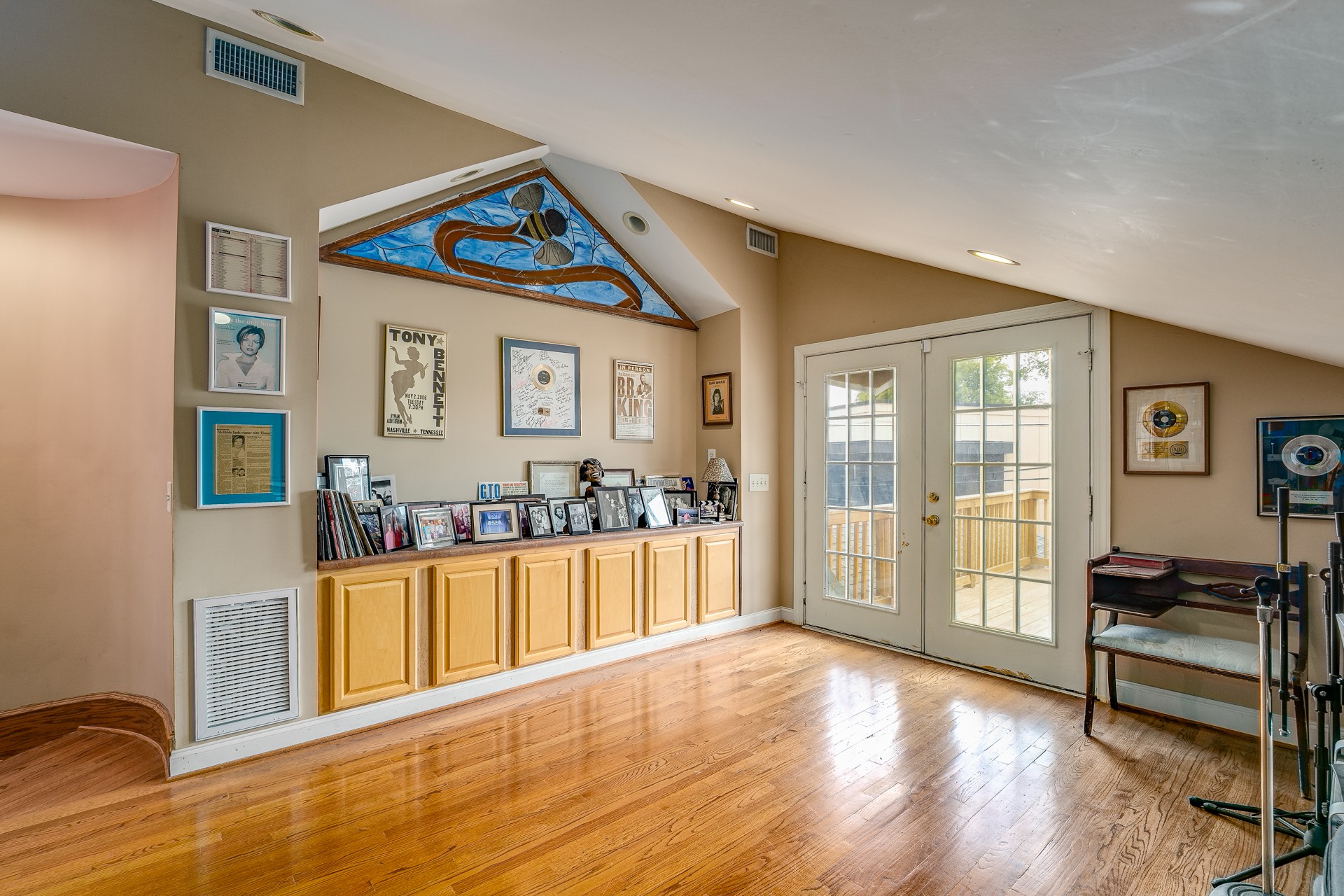 2804 Azalea Pl