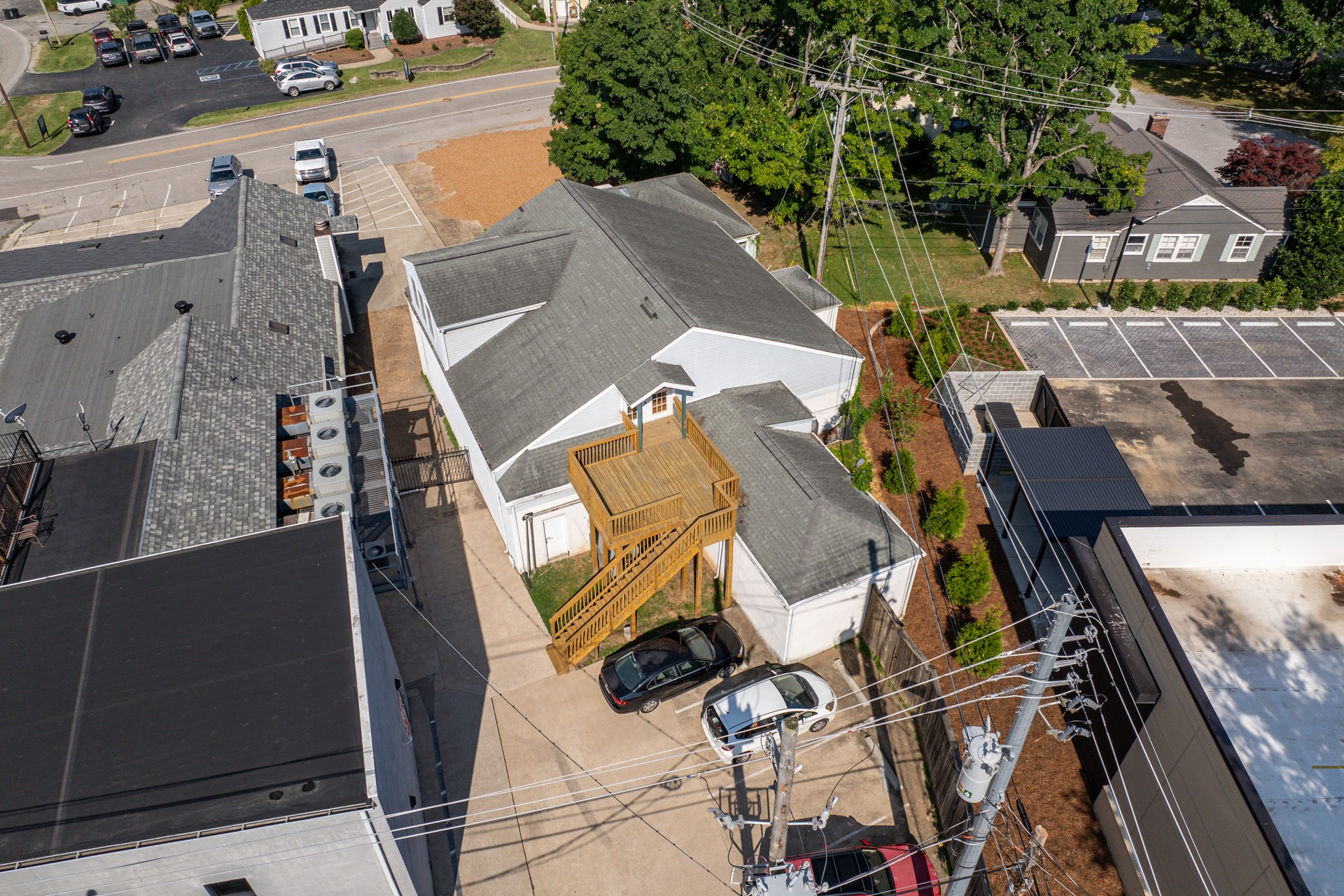 2804 Azalea Pl
