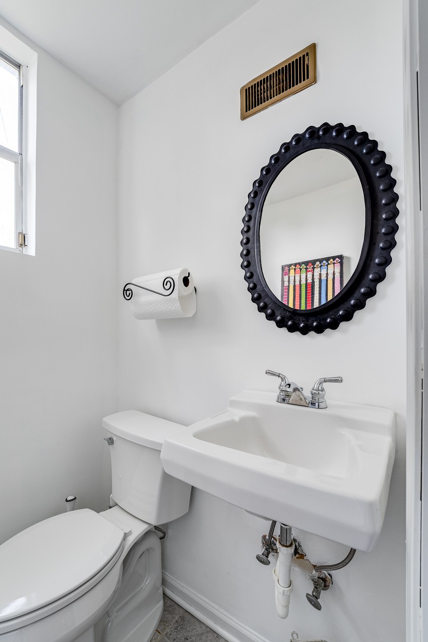 2804 Azalea Pl