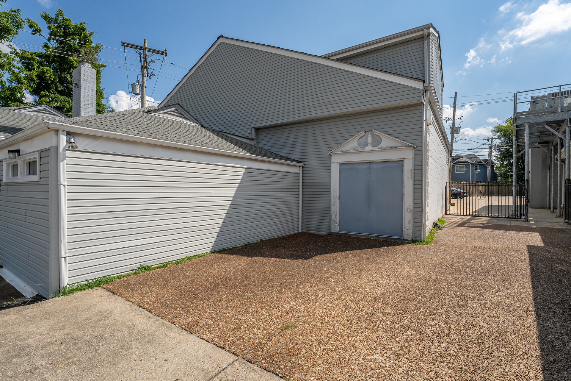 2804 Azalea Pl