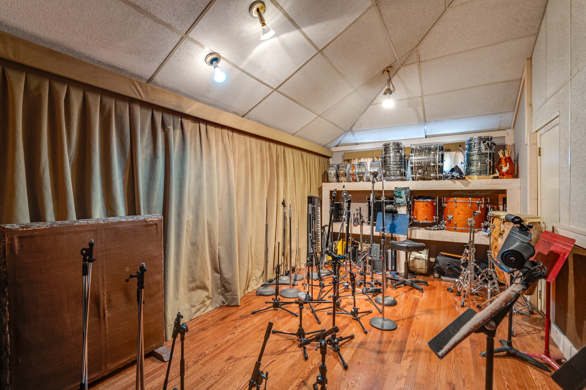 2804 Azalea Pl