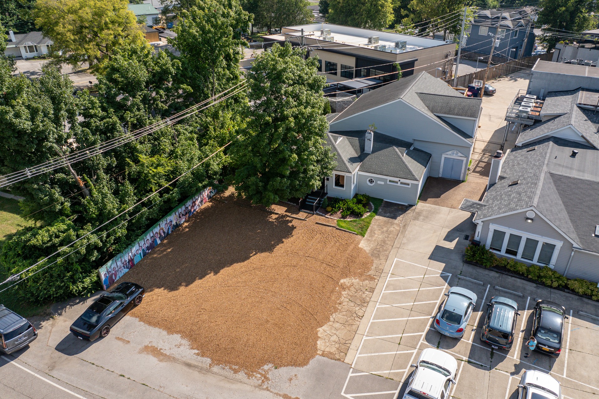 2804 Azalea Pl