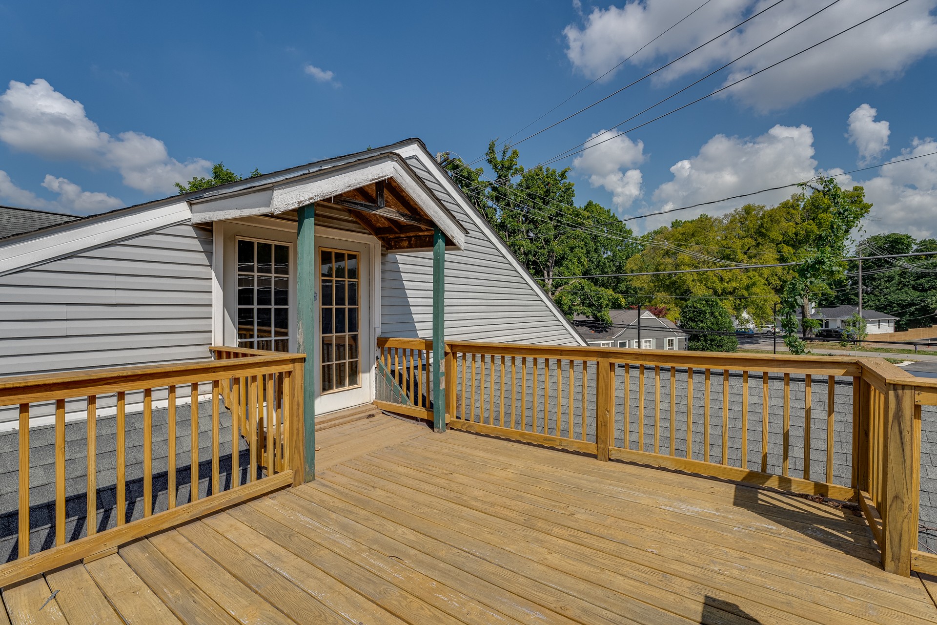 2804 Azalea Pl