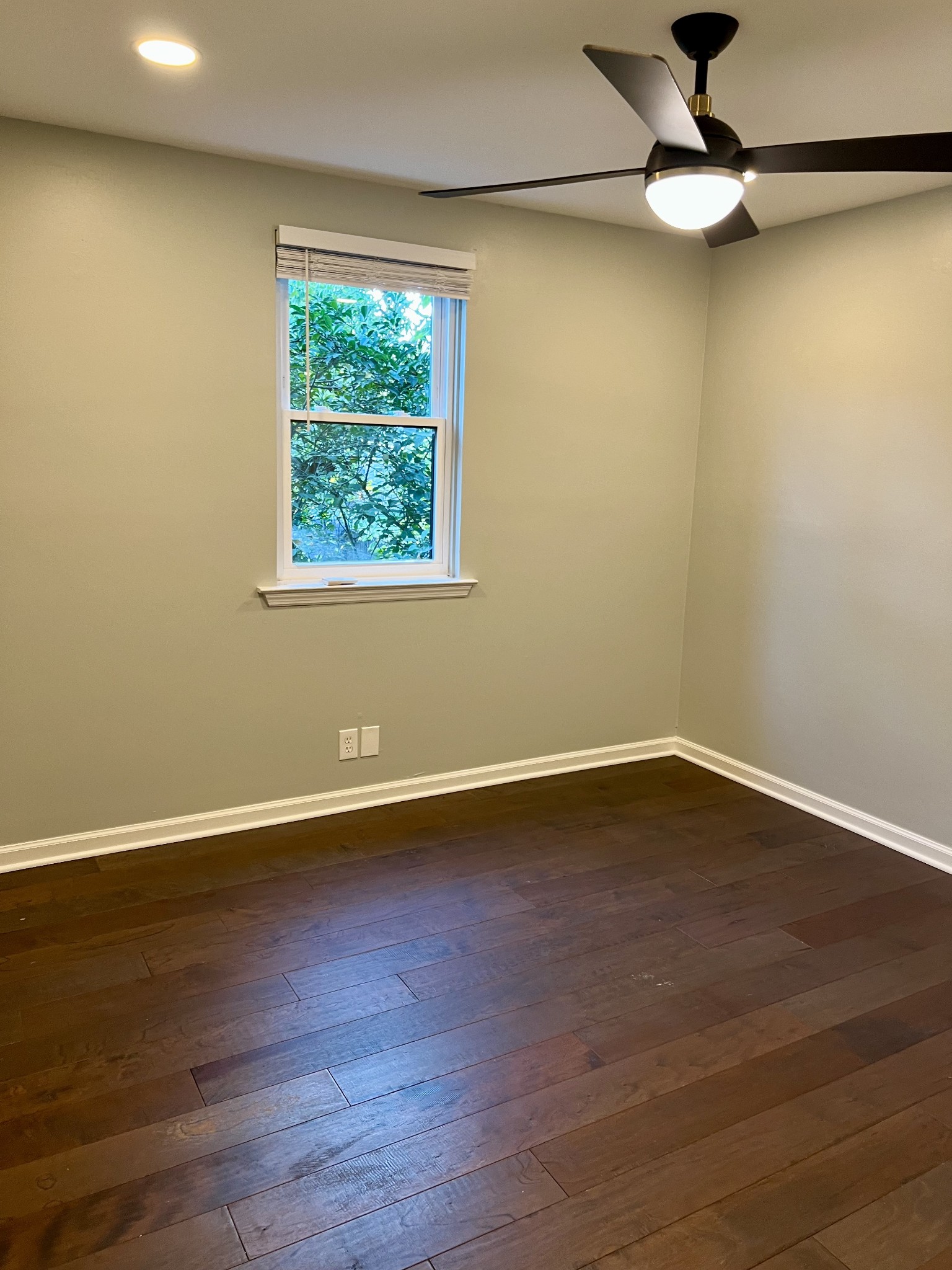2112 Blair Blvd