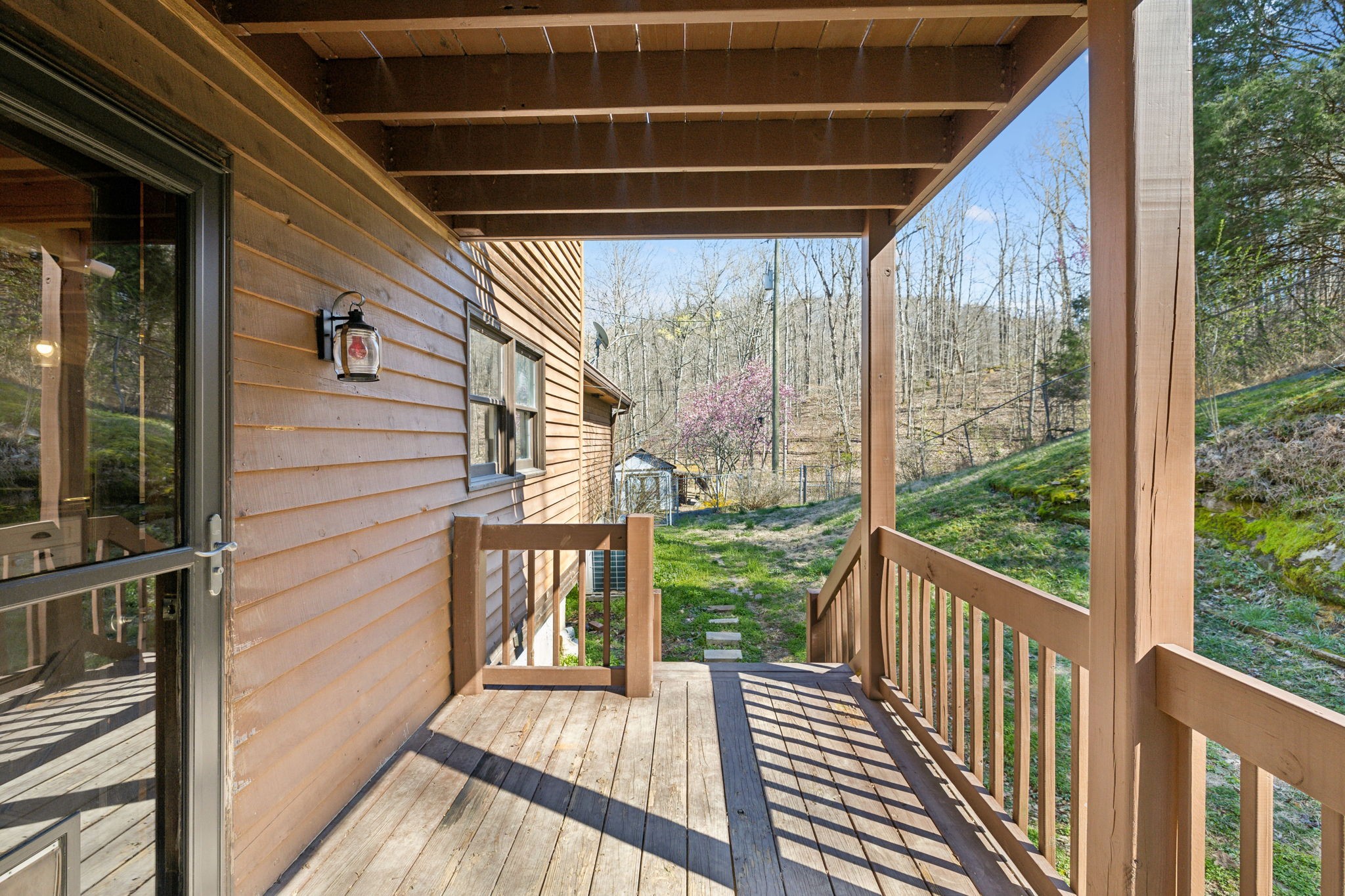 3755 Bear Hollow Rd
