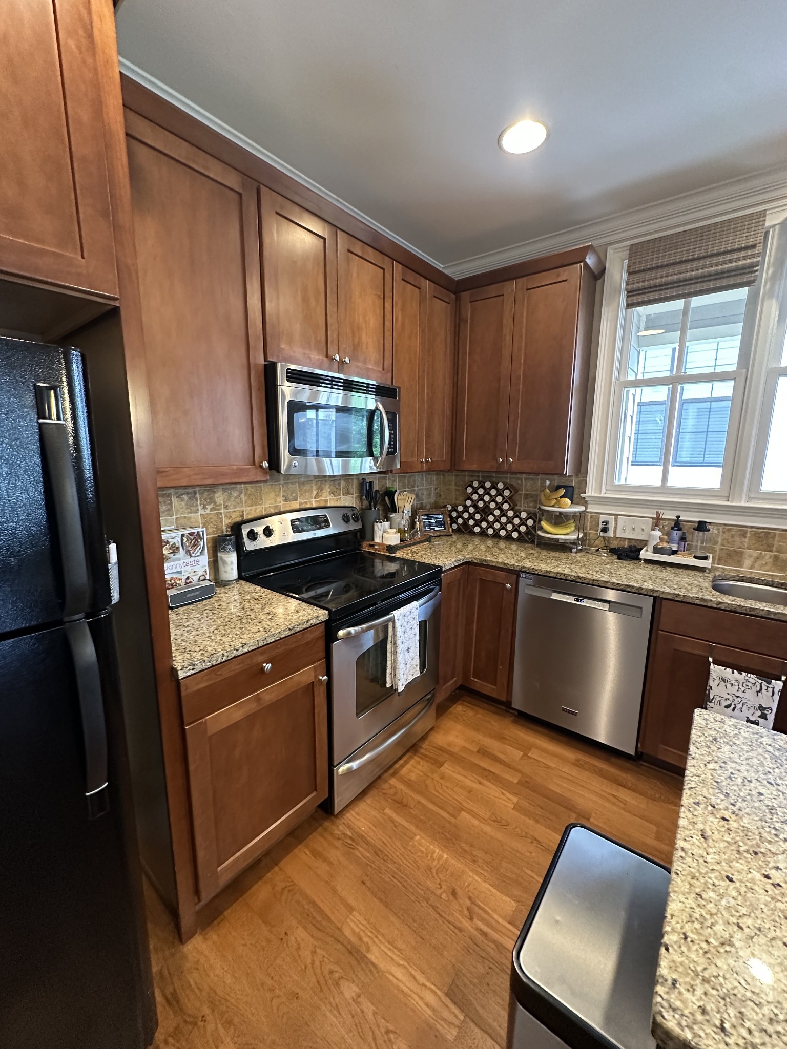 2114 Acklen Ave Unit: 305