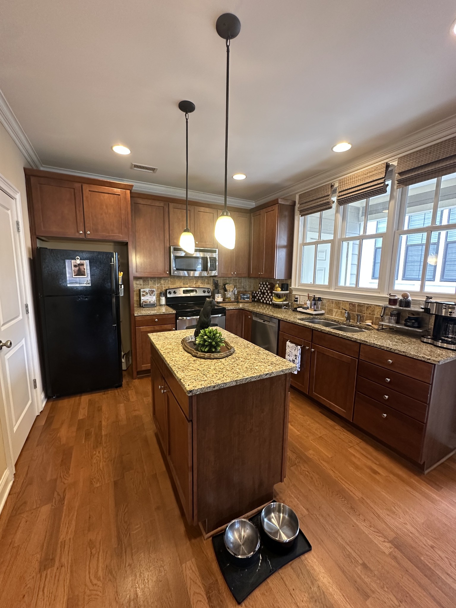 2114 Acklen Ave Unit: 305
